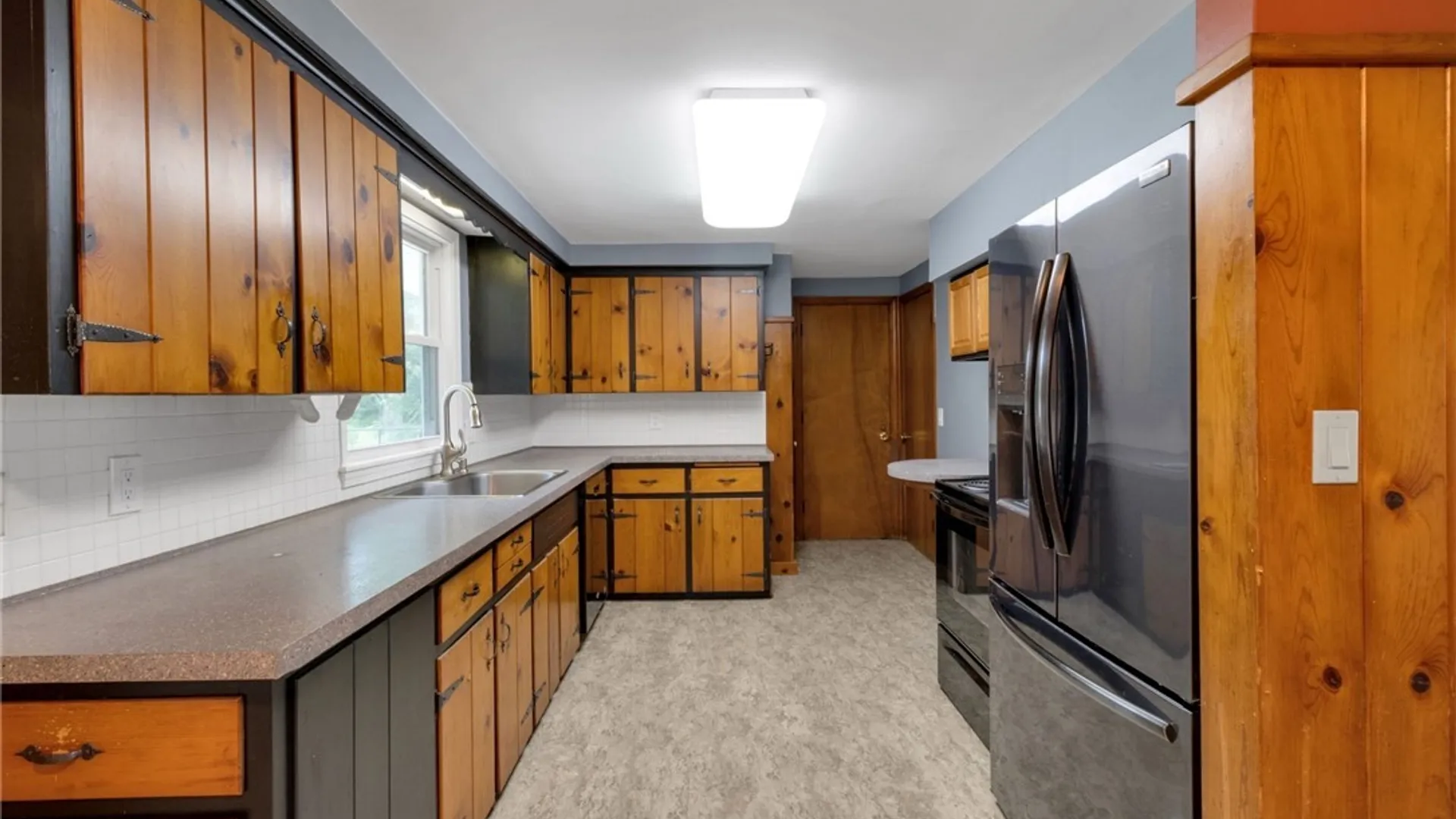Property at 597 Alt Boulevard, Grand Island, NY 14072 8