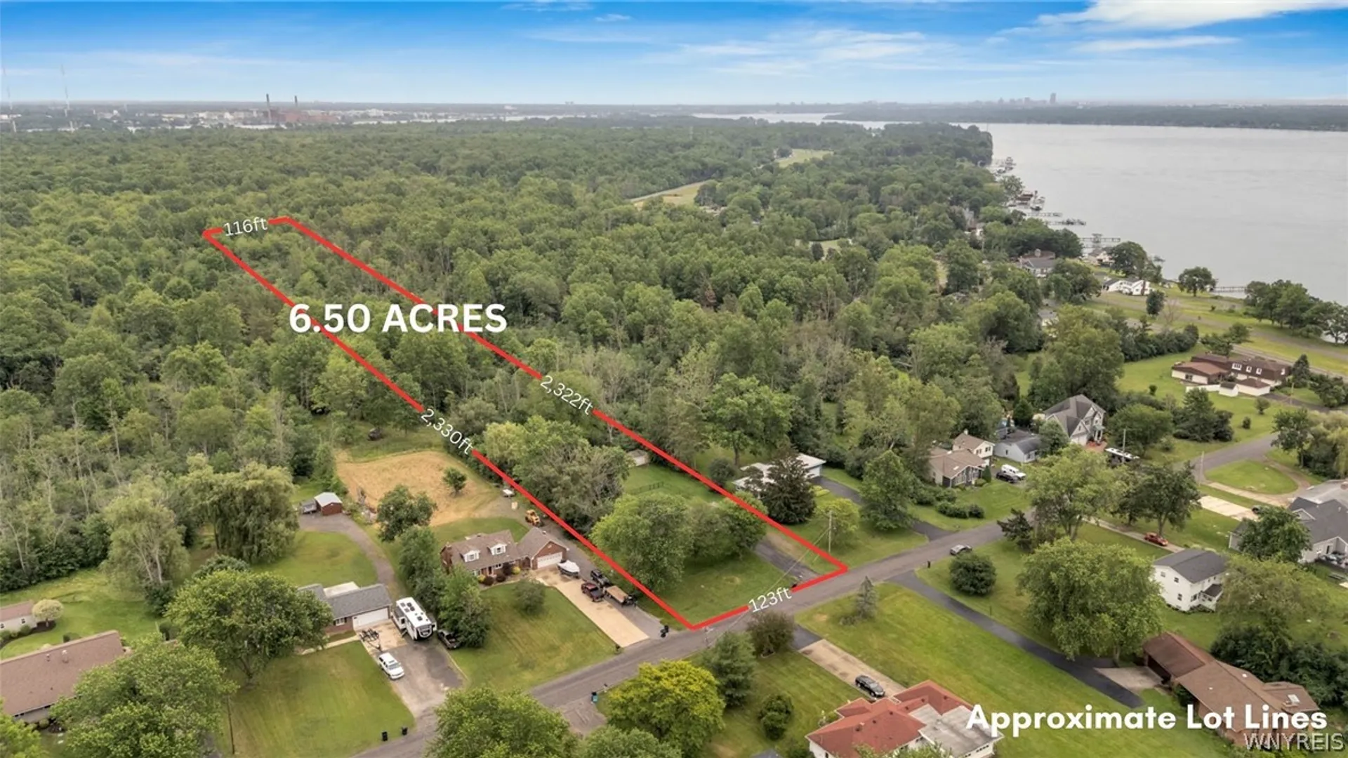 Property at 597 Alt Boulevard, Grand Island, NY 14072 32