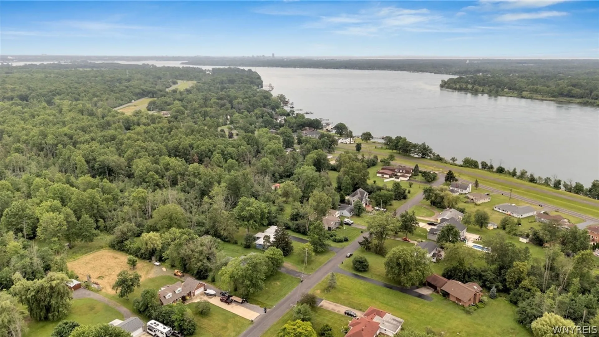 Property at 597 Alt Boulevard, Grand Island, NY 14072 33