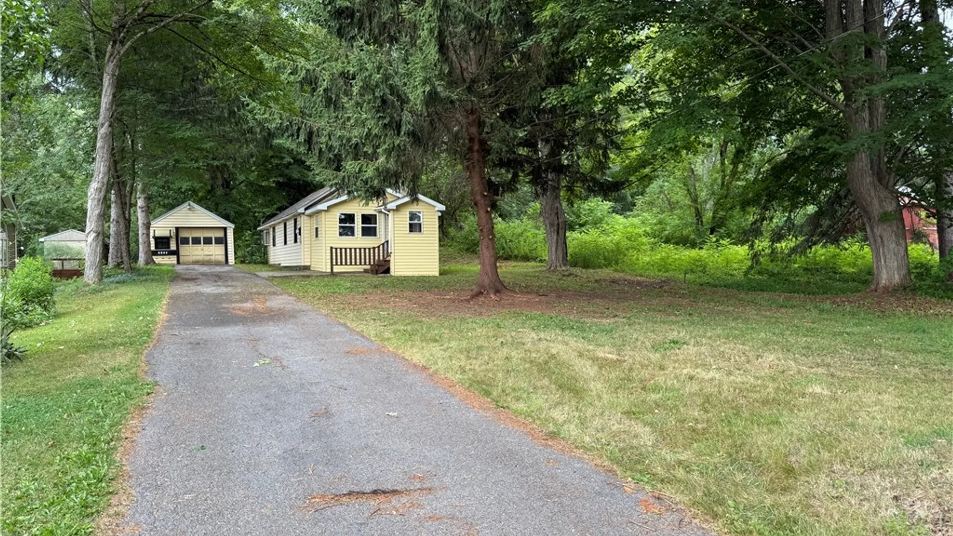 Property at 6892 Stanwix Avenue, Rome, NY 13440 2