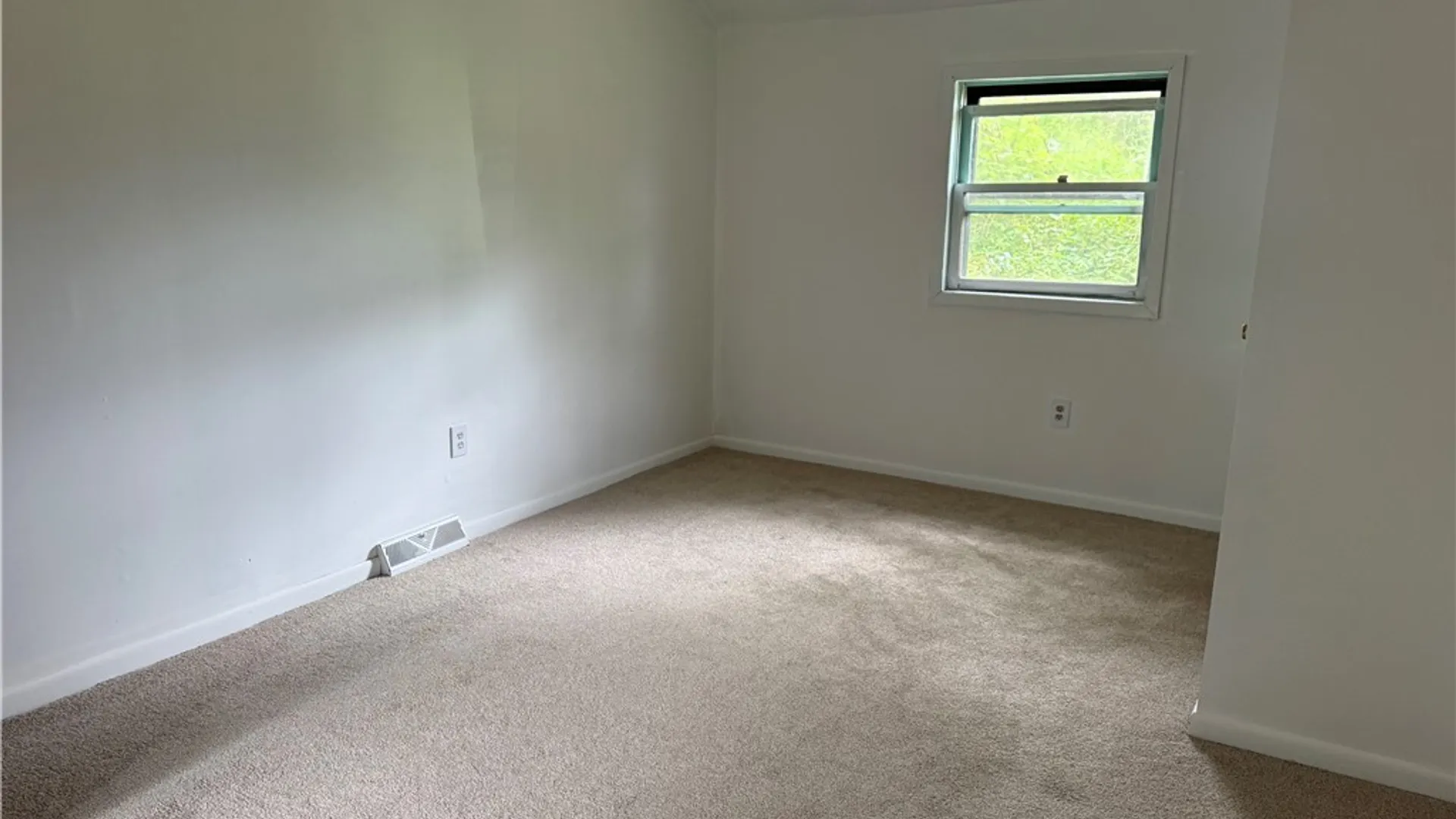 Property at 6892 Stanwix Avenue, Rome, NY 13440 10