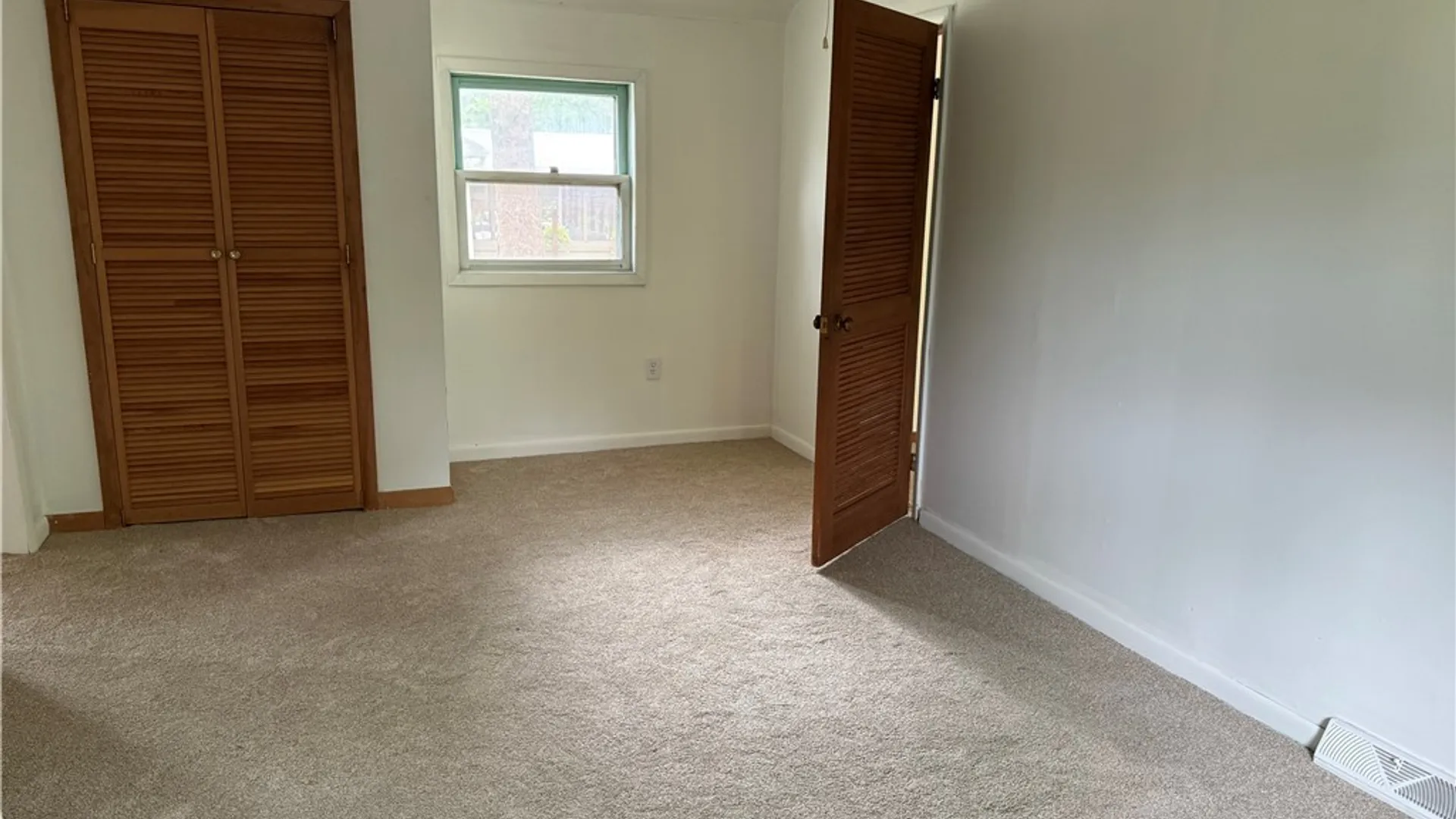 Property at 6892 Stanwix Avenue, Rome, NY 13440 11