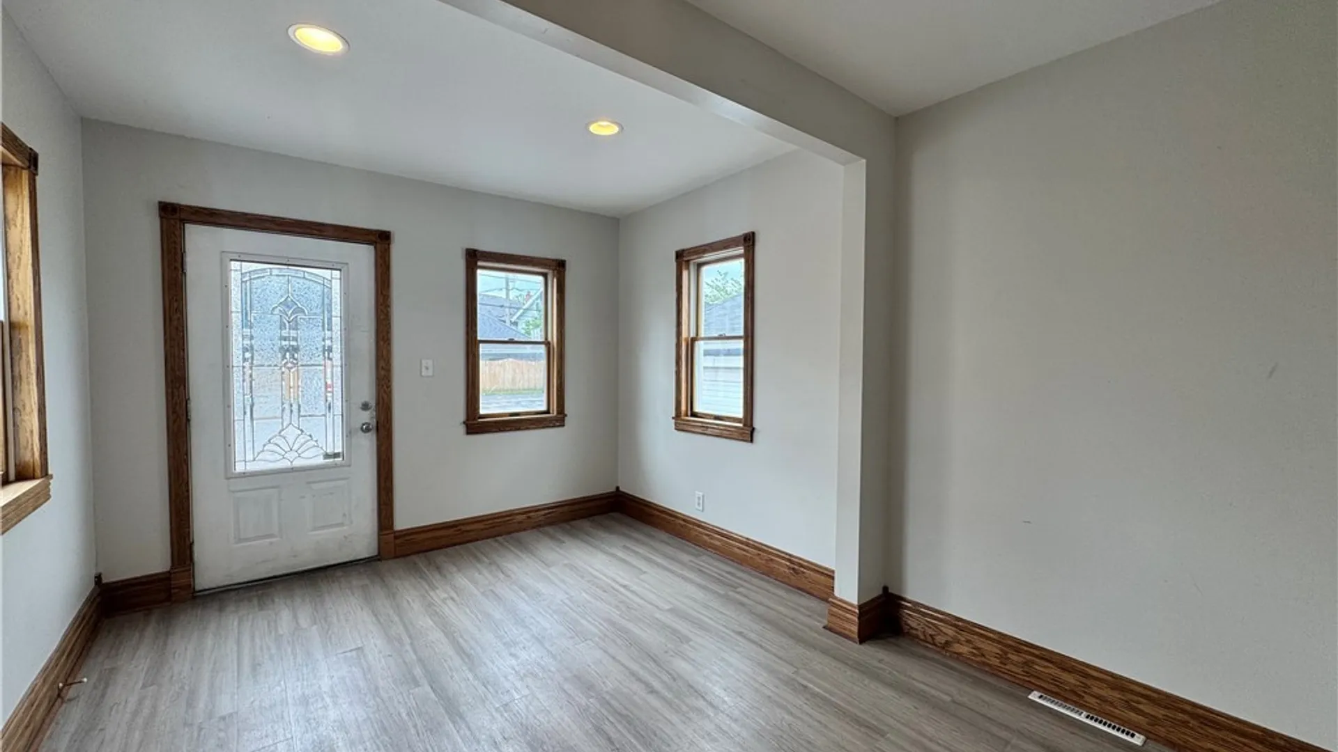 Property at 1361 Hertel Avenue, Buffalo, NY 14216 18