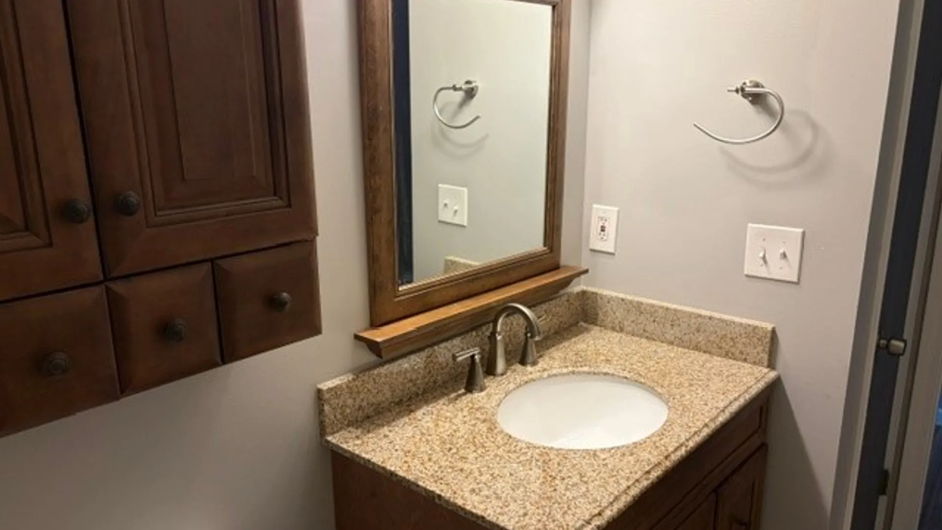 Property at 8226 Beehive Circle, Clay, NY 13090 15