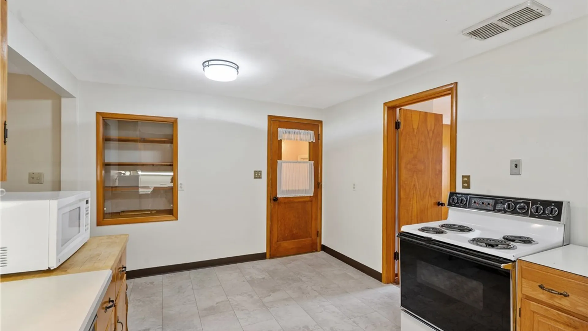 Property at 107 Overlook Drive, Van Buren, NY 13027 10