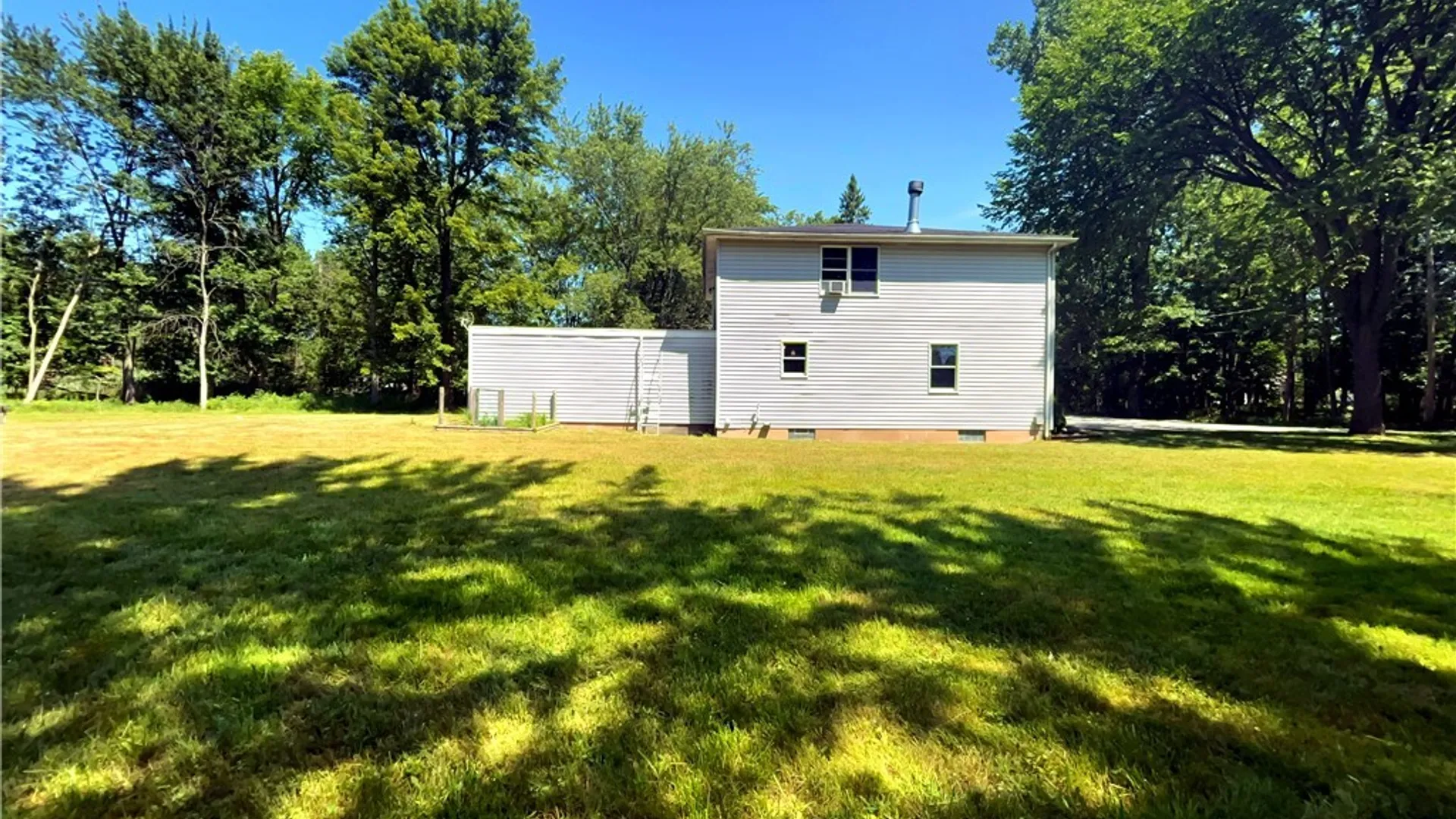 Property at 307 S Ellicott Creek Road, Amherst, NY 14228 30