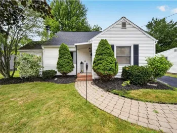 109 Marilyn Avenue, Salina, NY 13212