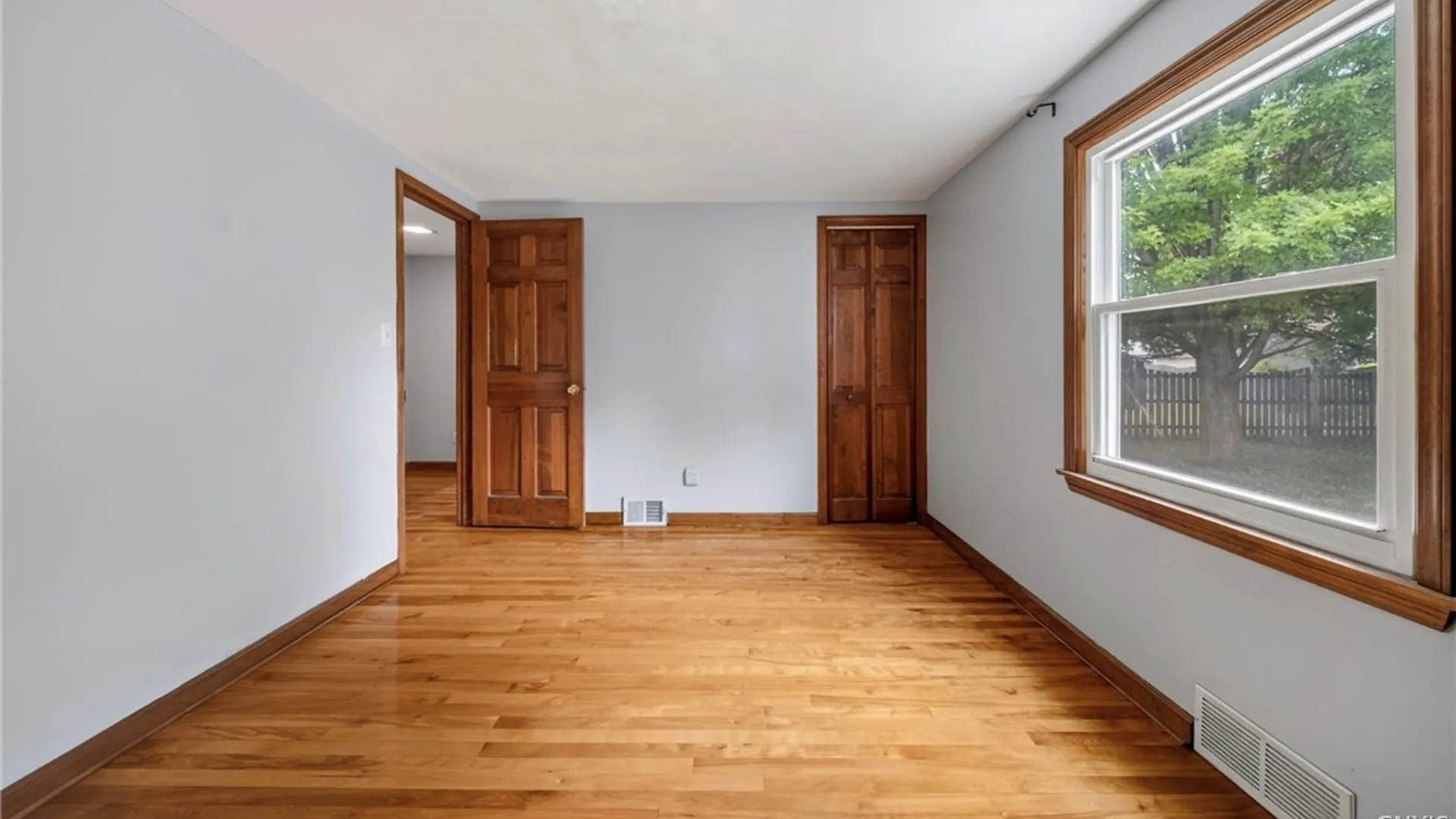 Property at 109 Marilyn Avenue, Salina, NY 13212 12