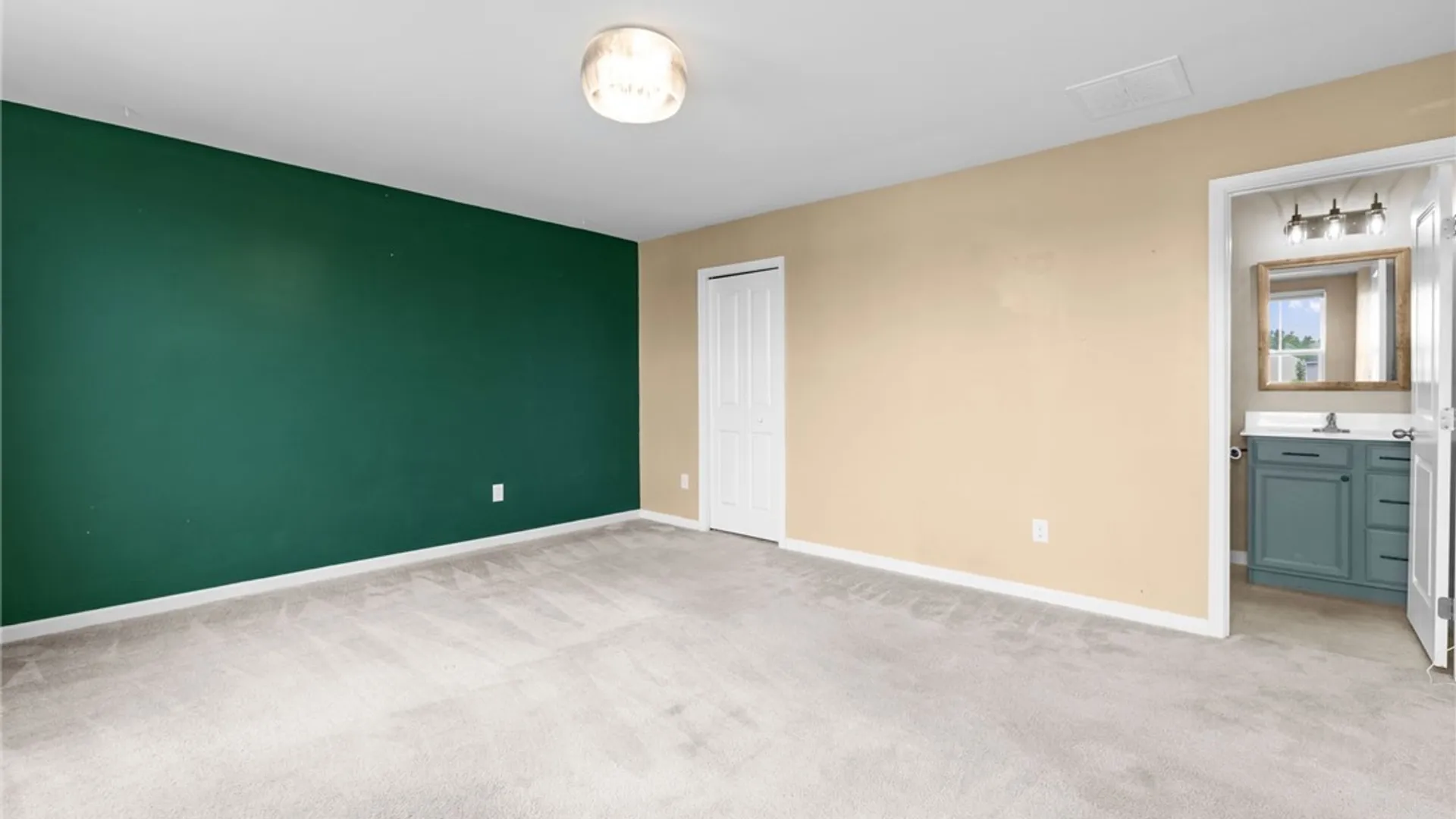Property at 8661 Cobalt Drive, Cicero, NY 13039 17