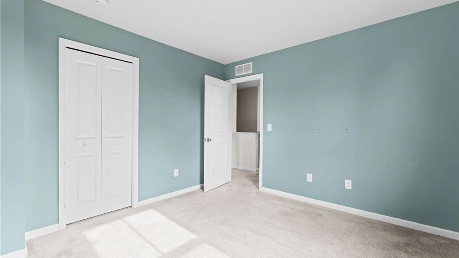 Property at 8661 Cobalt Drive, Cicero, NY 13039 23