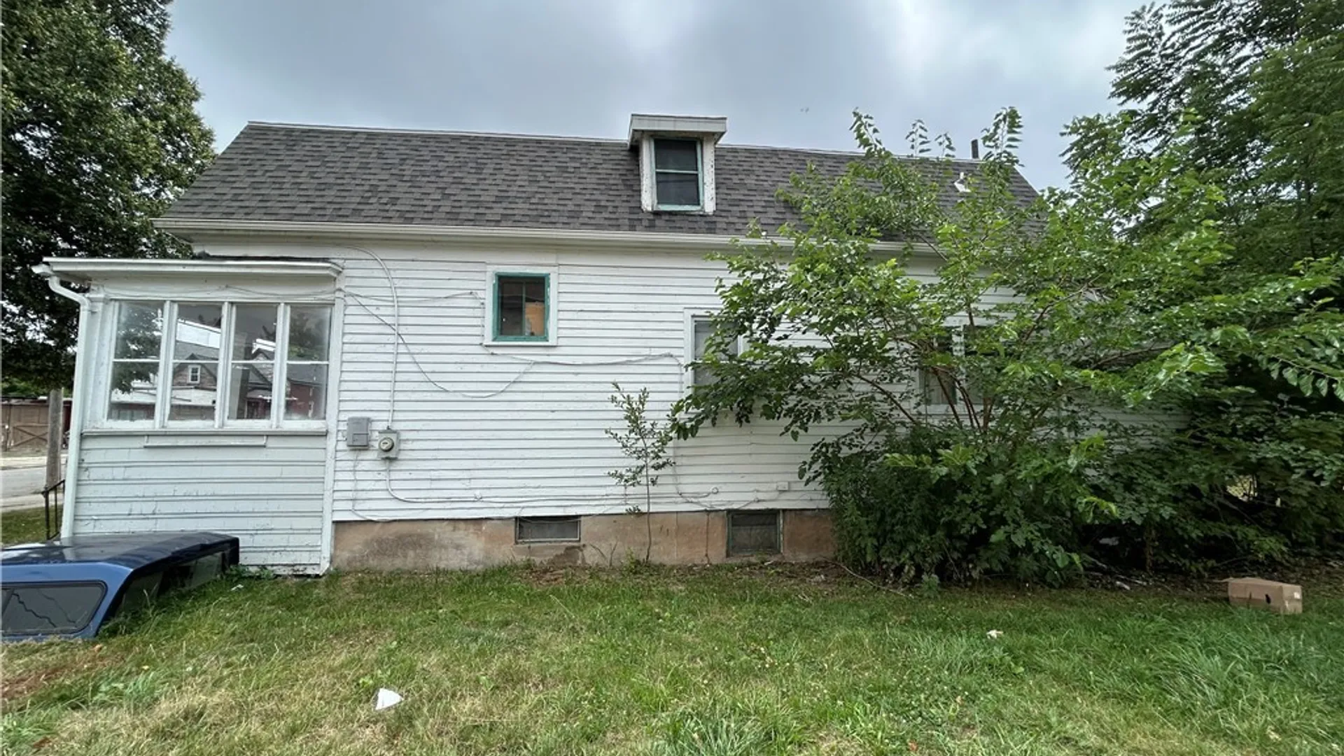 Property at 280 Dewitt Street, Buffalo, NY 14213 4