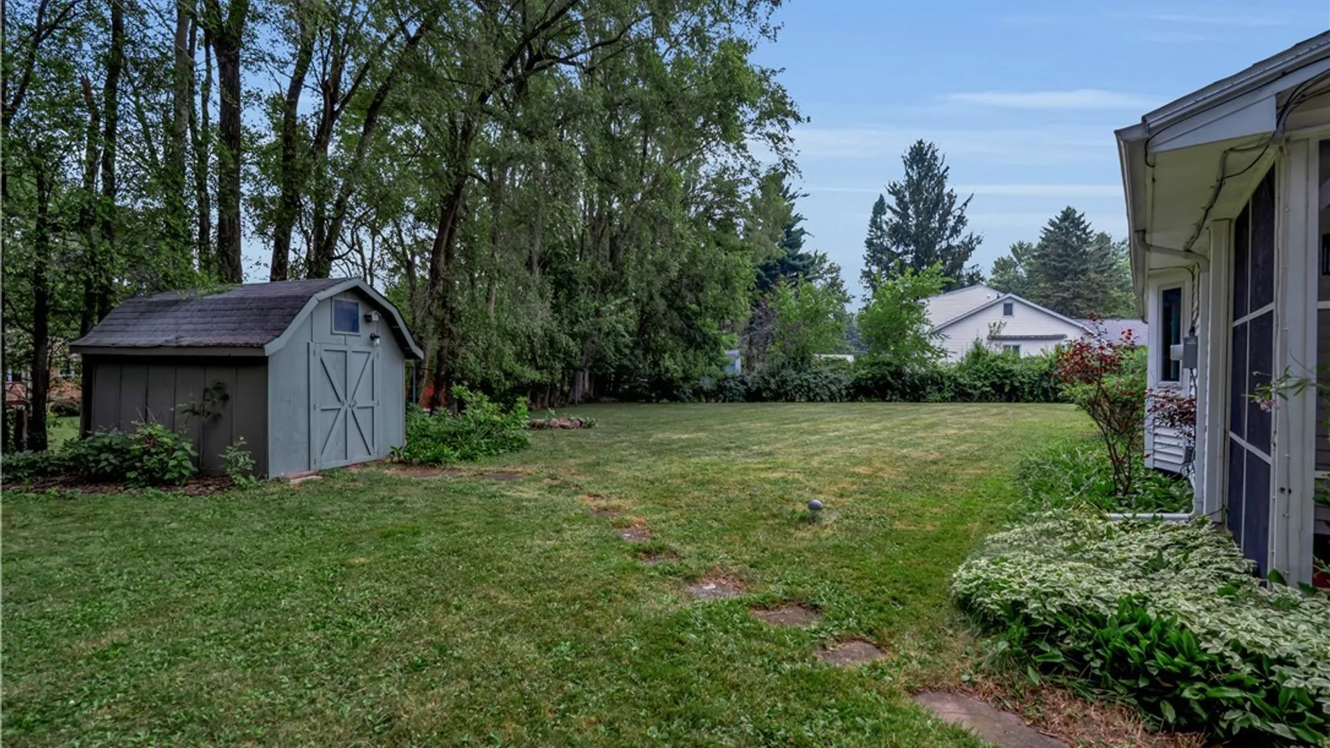 Property at 5872 Kamner Drive, Clarence, NY 14032 43