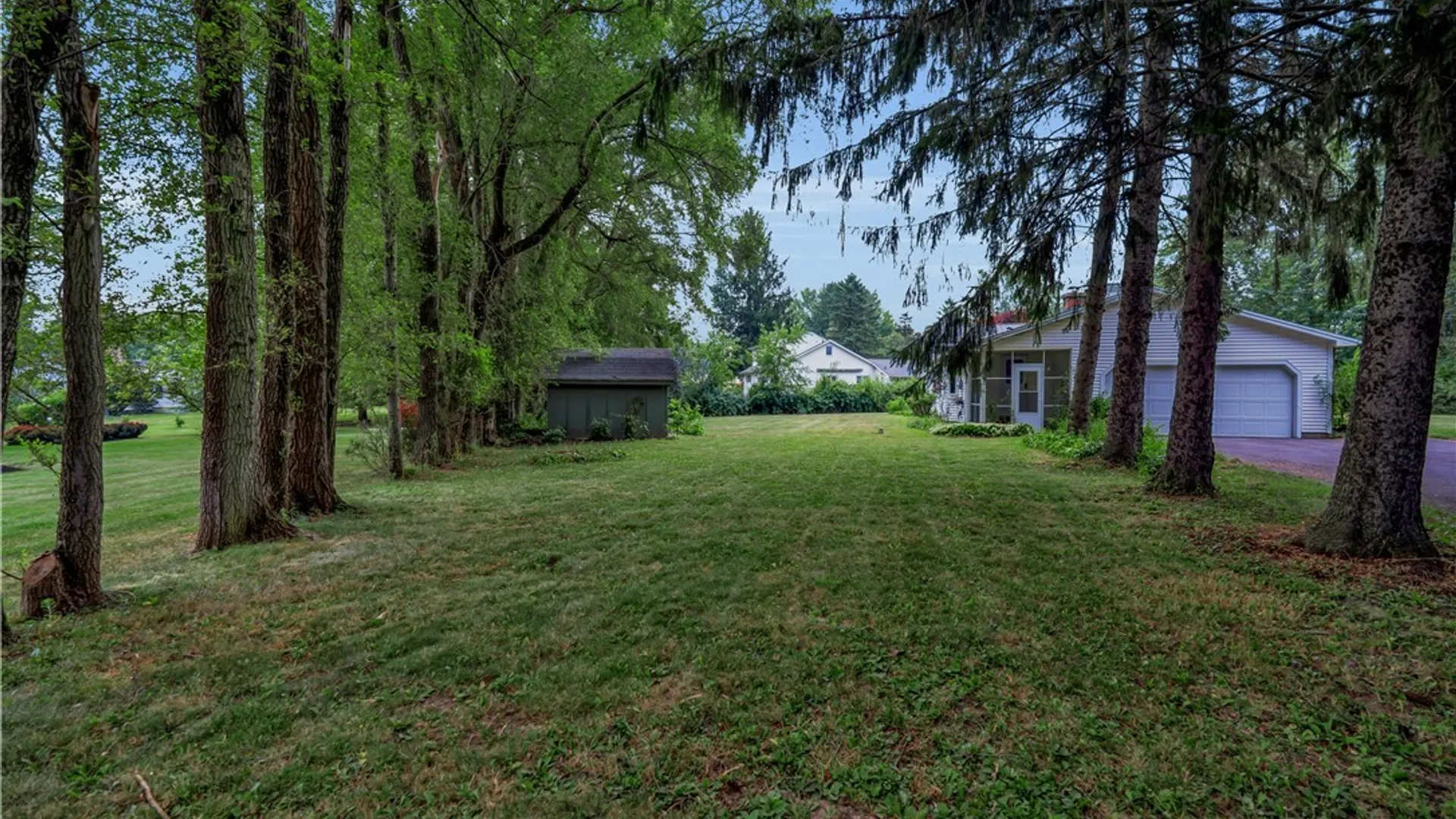 Property at 5872 Kamner Drive, Clarence, NY 14032 44