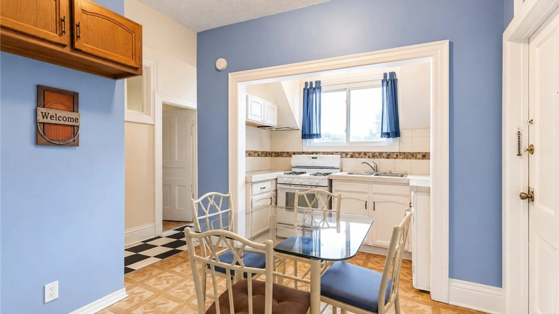 Property at 1041 Lake Avenue, Rochester, NY 14613 23