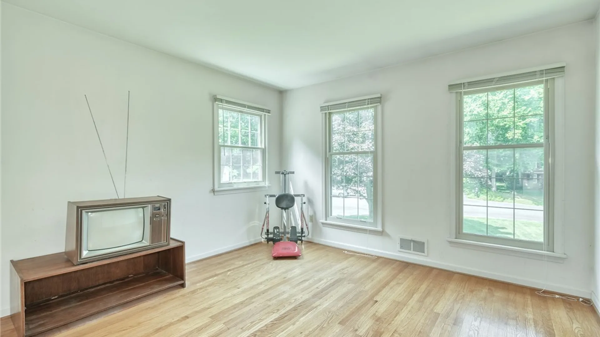 Property at 1199 Fox Hollow, Webster, NY 14580 28