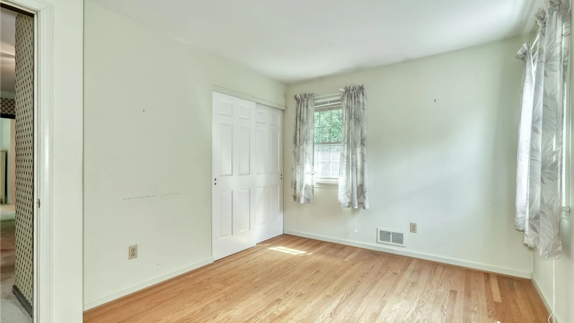Property at 1199 Fox Hollow, Webster, NY 14580 32