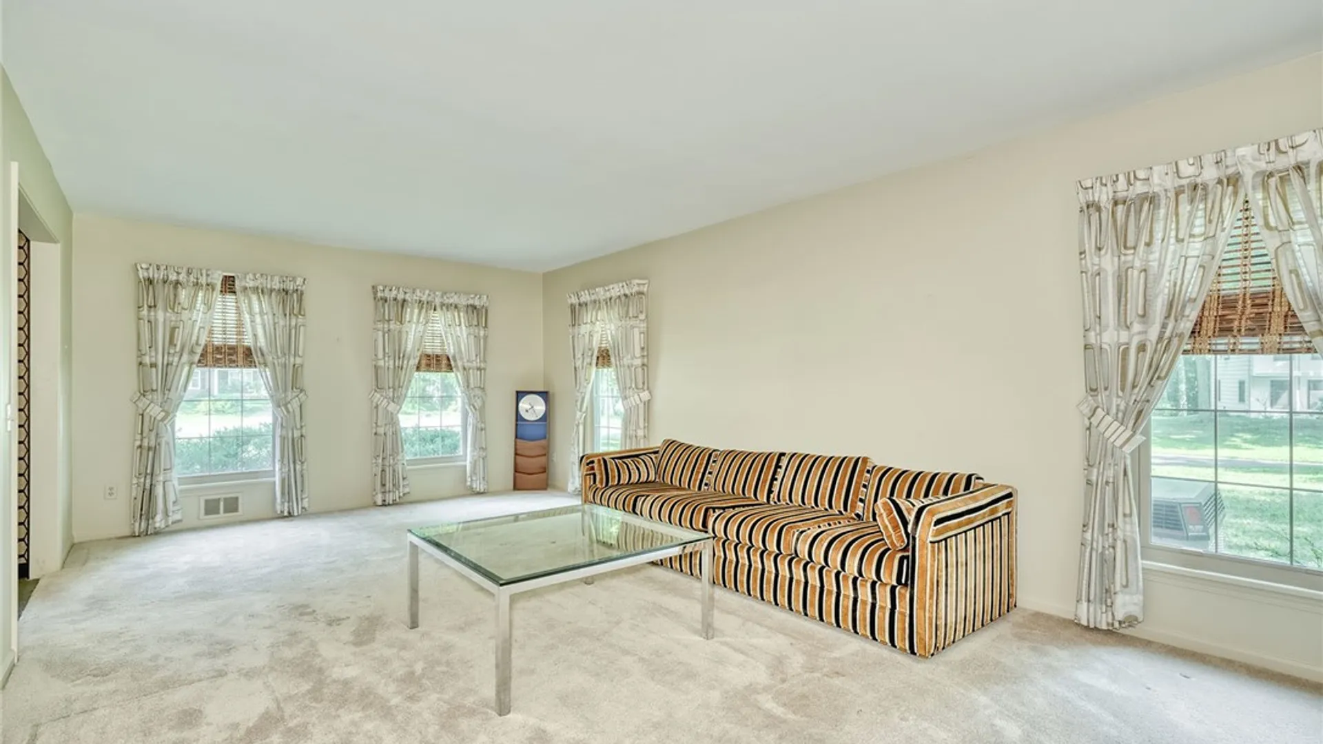 Property at 1199 Fox Hollow, Webster, NY 14580 7