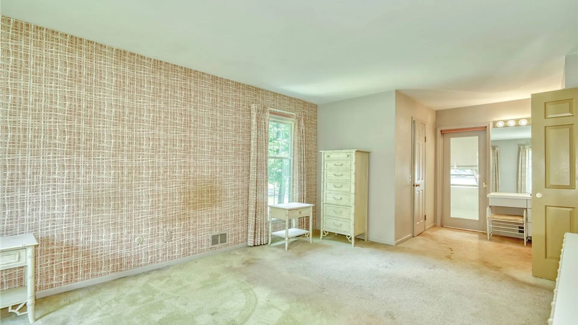 Property at 1199 Fox Hollow, Webster, NY 14580 25