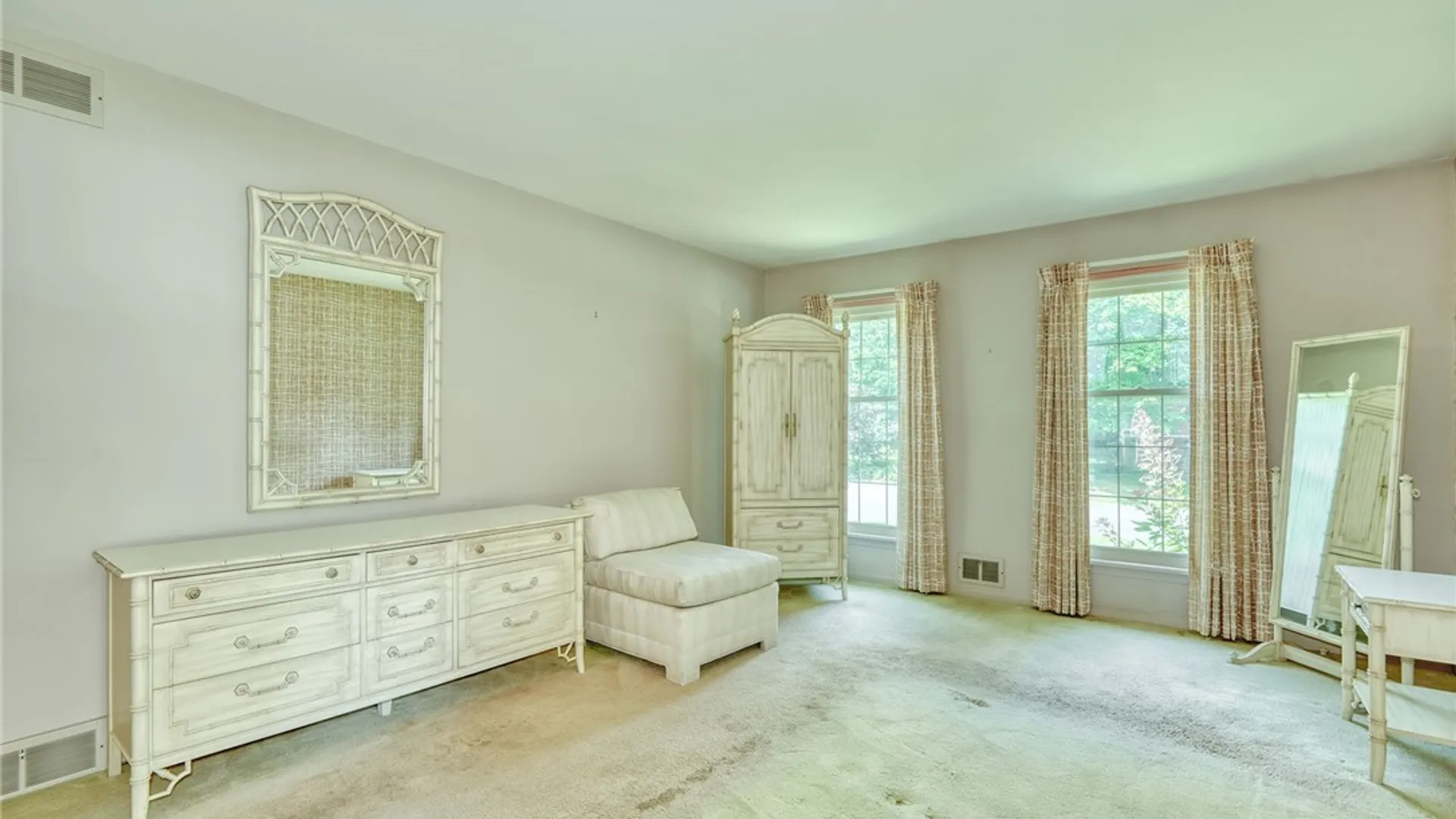 Property at 1199 Fox Hollow, Webster, NY 14580 26