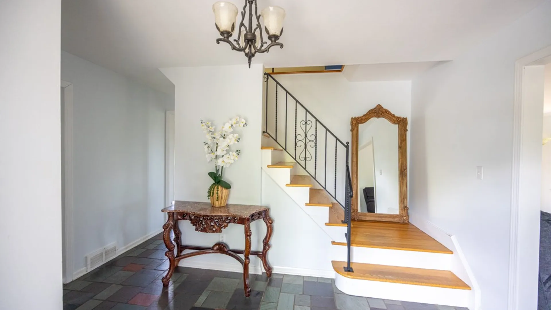 Property at 53 Selborne Chase, Perinton, NY 14450 3