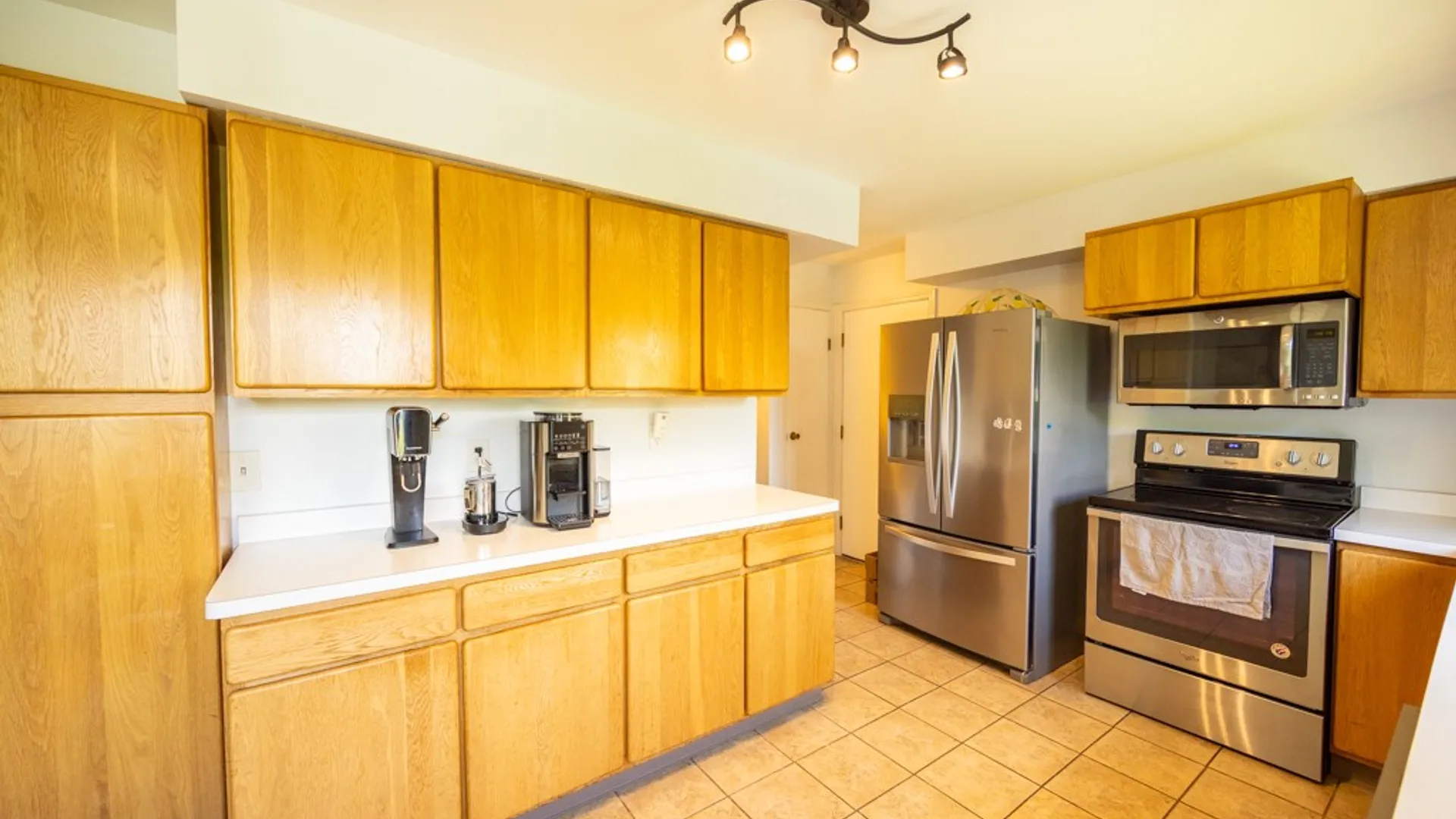 Property at 53 Selborne Chase, Perinton, NY 14450 14