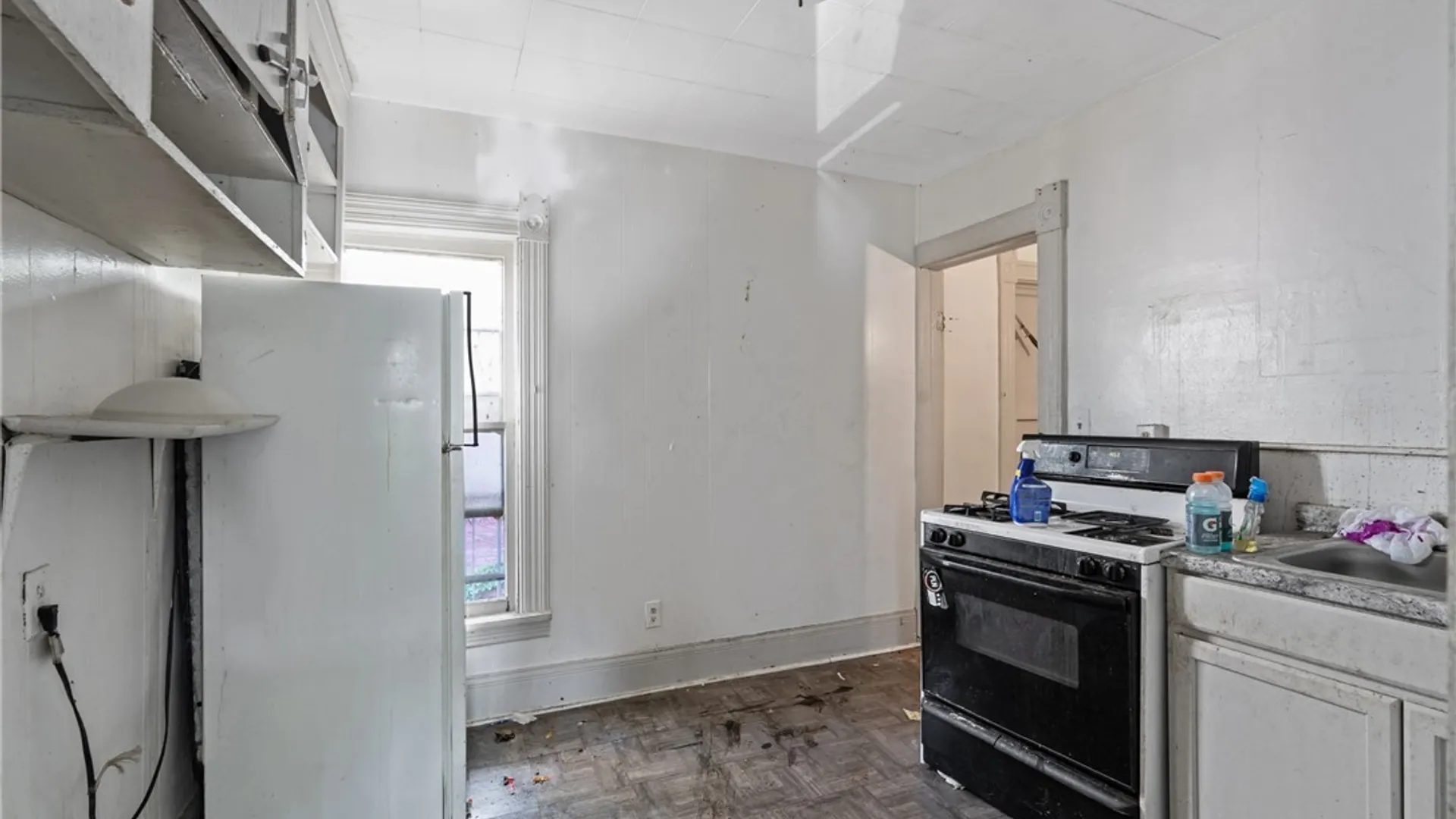 Property at 118 W Bissell Street, Syracuse, NY 13207 8