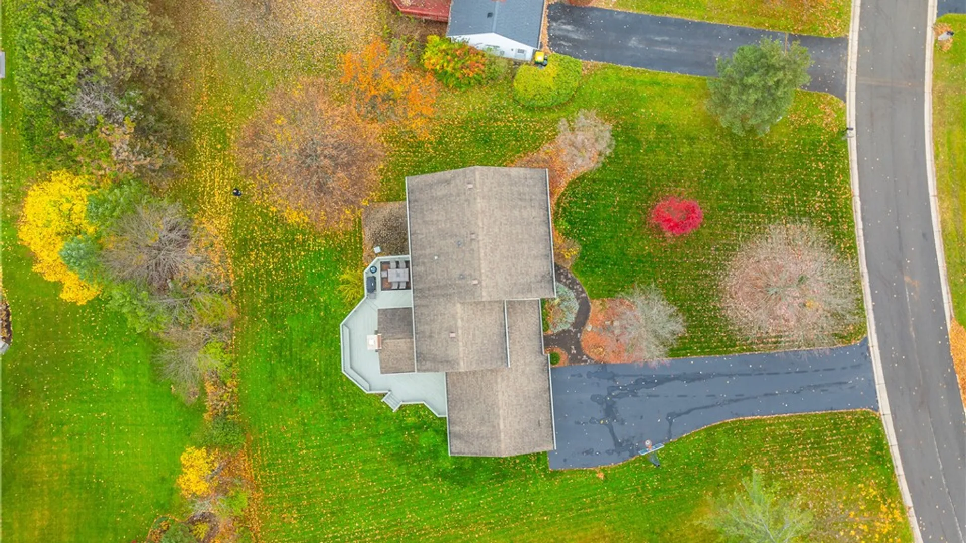 Property at 23 Watchet Lane, Perinton, NY 14450 2