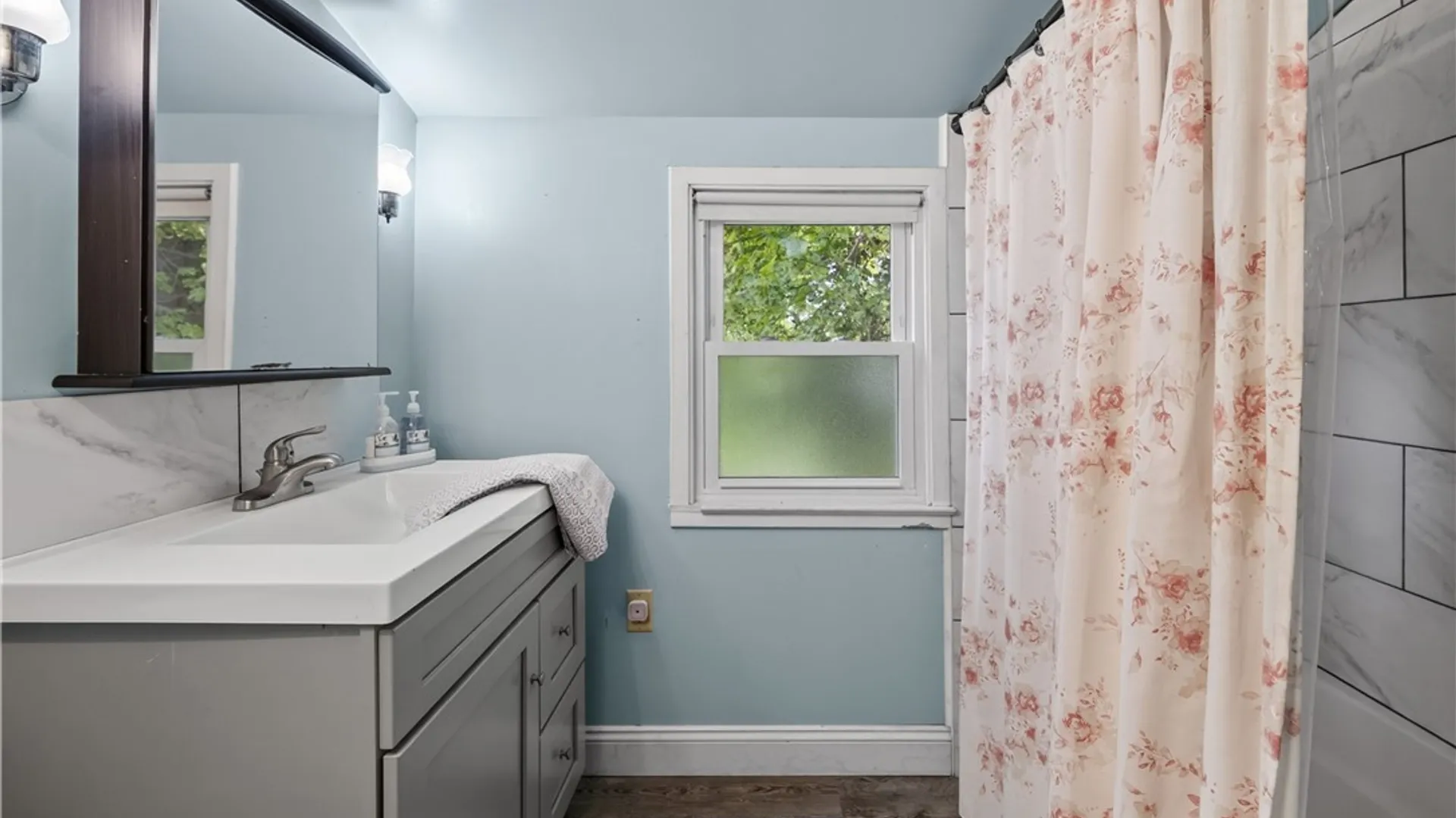 Property at 212 Lawrence Avenue, Clay, NY 13212 32