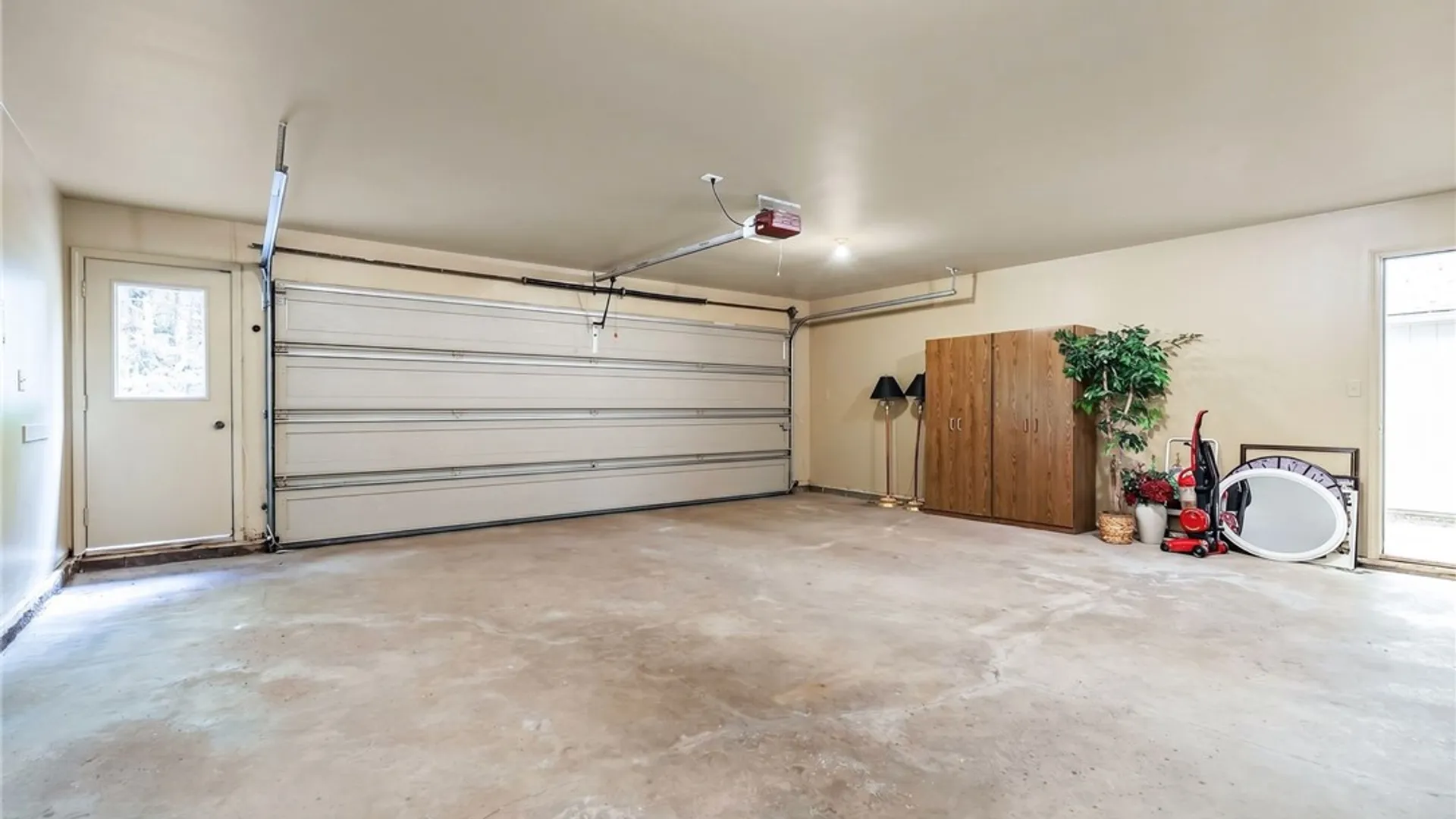 Property at 1139 Woodsboro Farms, Webster, NY 14580 38