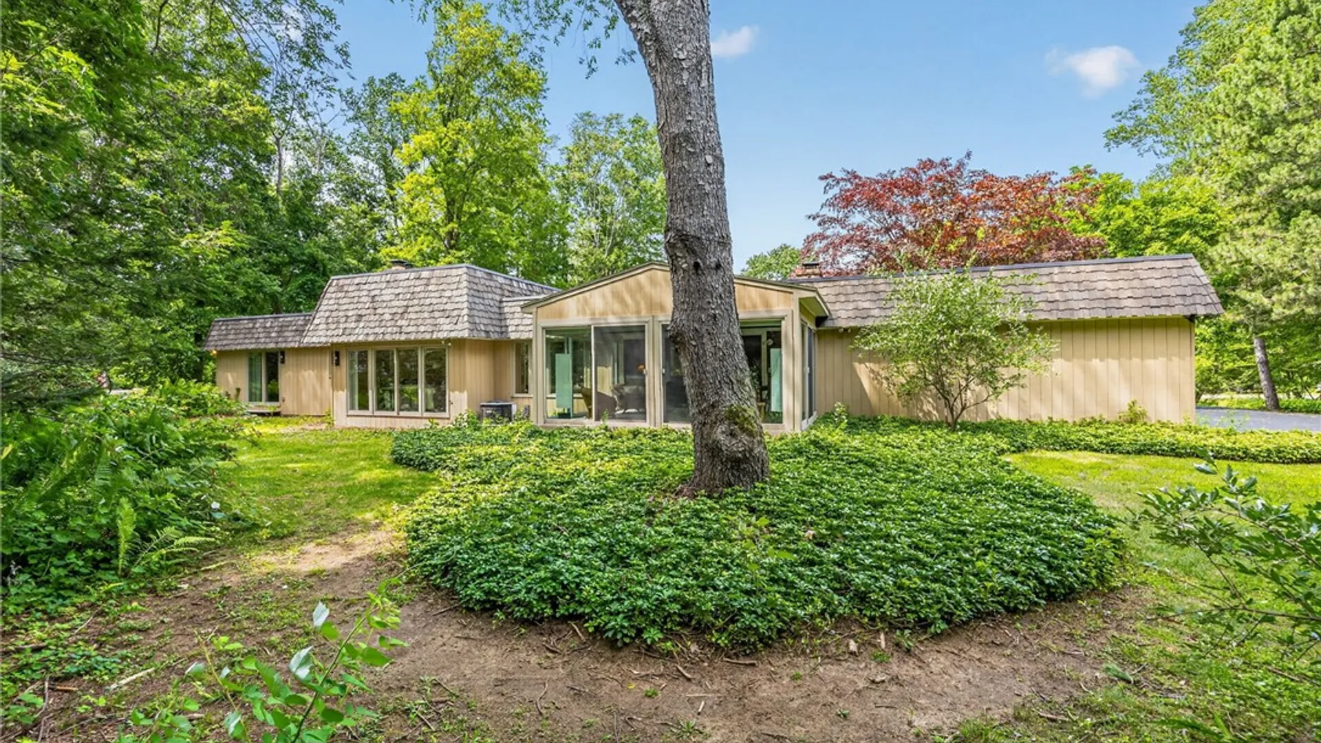 Property at 1139 Woodsboro Farms, Webster, NY 14580 41