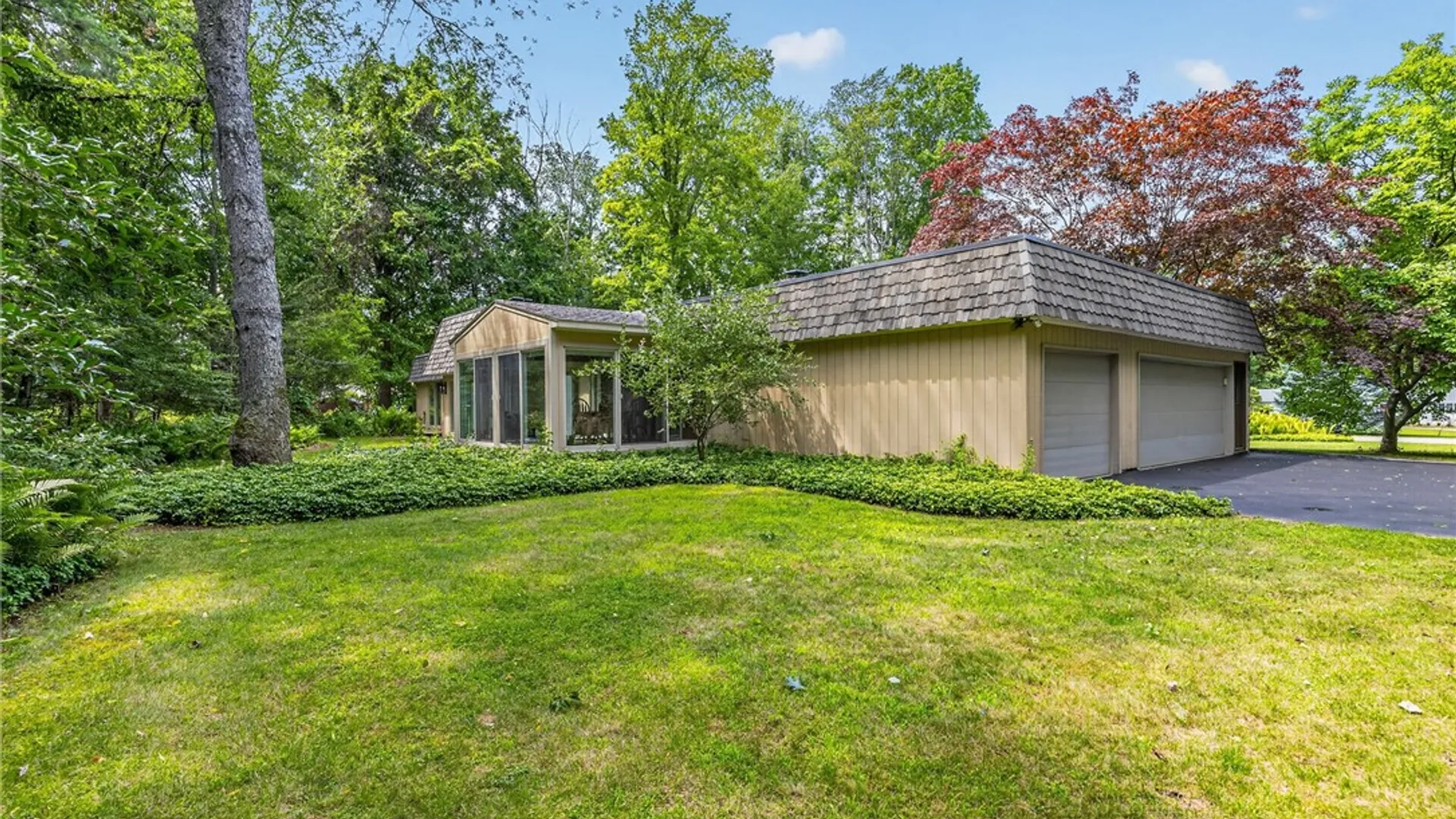 Property at 1139 Woodsboro Farms, Webster, NY 14580 43