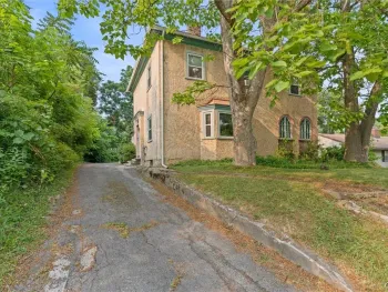 Property at 117 Claire Road, Syracuse, NY 13214
