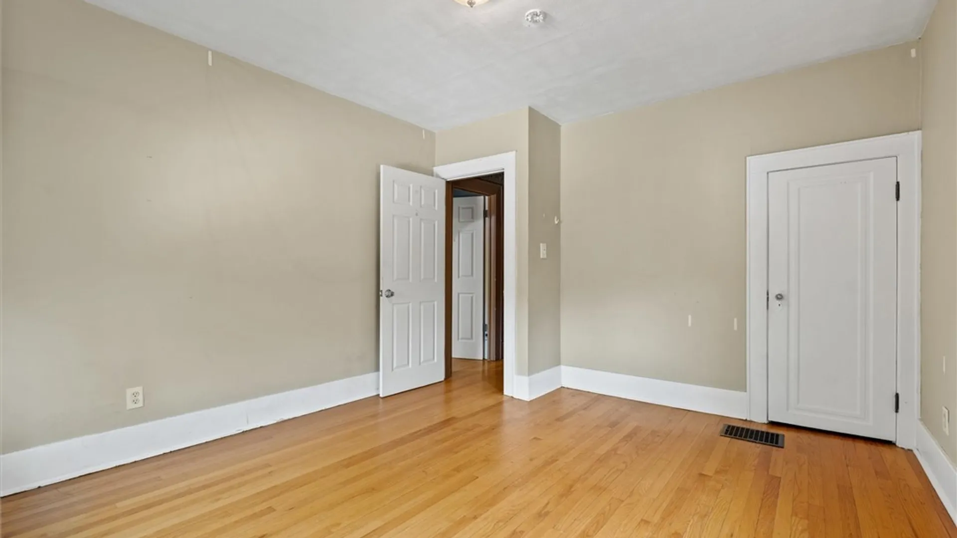 Property at 117 Claire Road, Syracuse, NY 13214 21