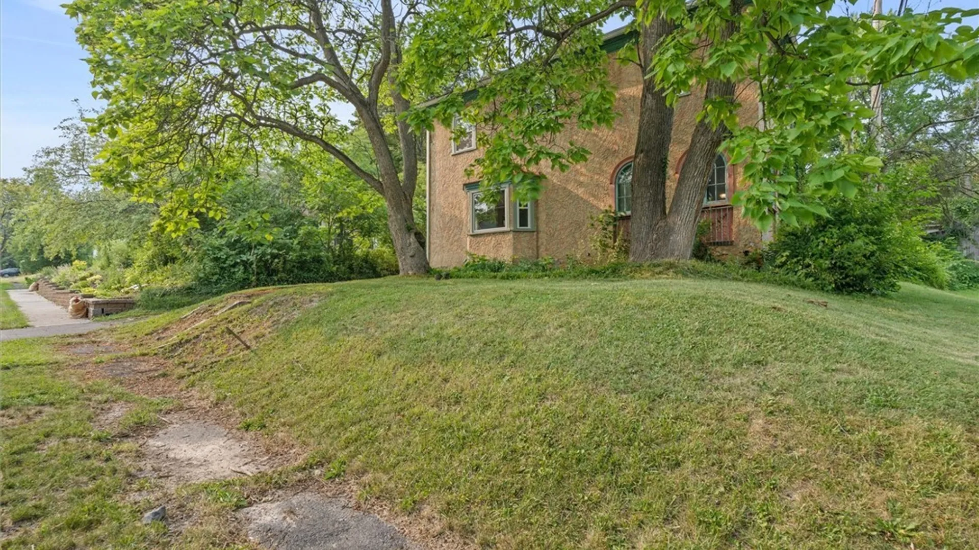 Property at 117 Claire Road, Syracuse, NY 13214 31
