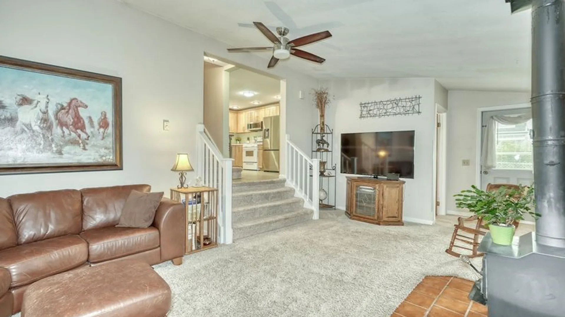 Property at 800 Winifred Dr, Webster, NY 14580 10