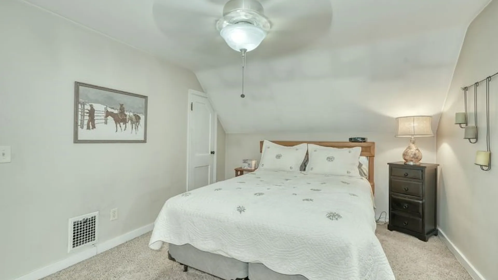 Property at 800 Winifred Dr, Webster, NY 14580 18