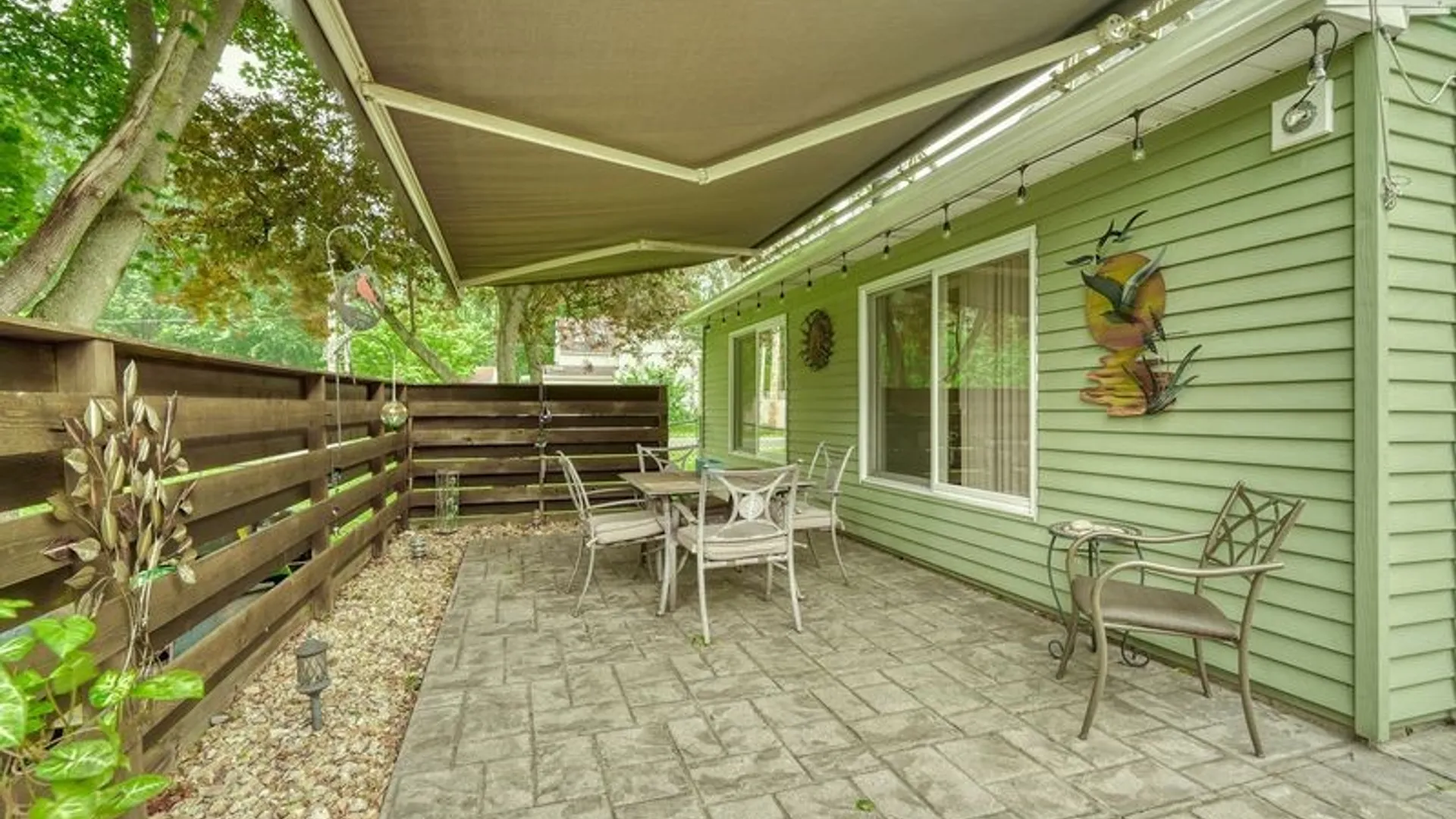 Property at 800 Winifred Dr, Webster, NY 14580 24