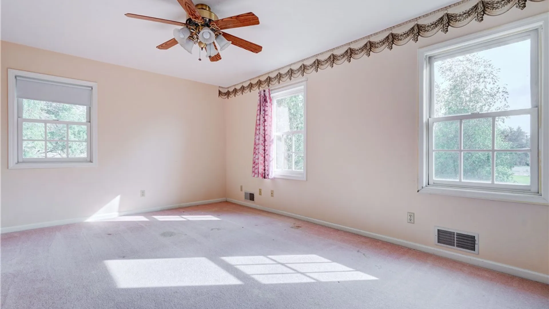 Property at 2 Sibleyville Lane, Mendon, NY 14472 30