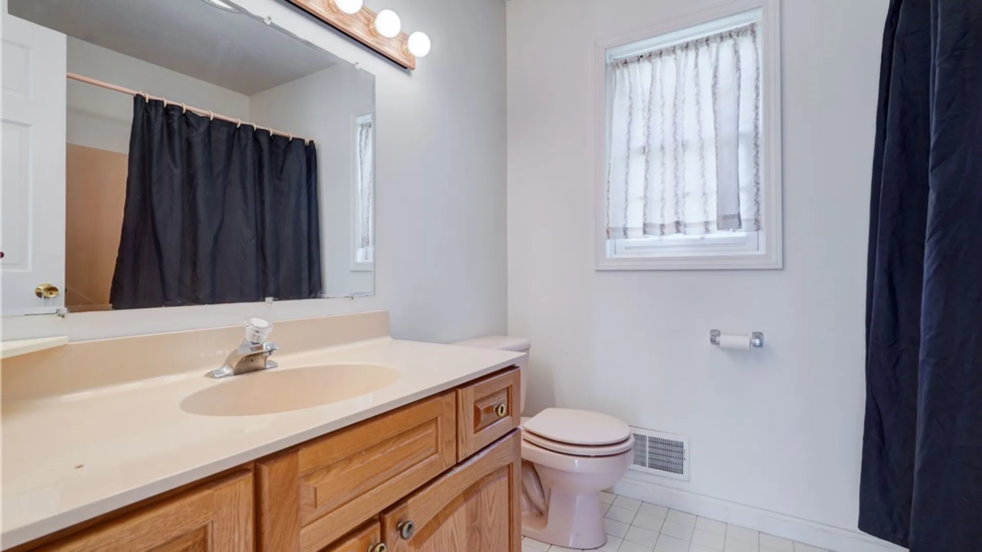 Property at 2 Sibleyville Lane, Mendon, NY 14472 32