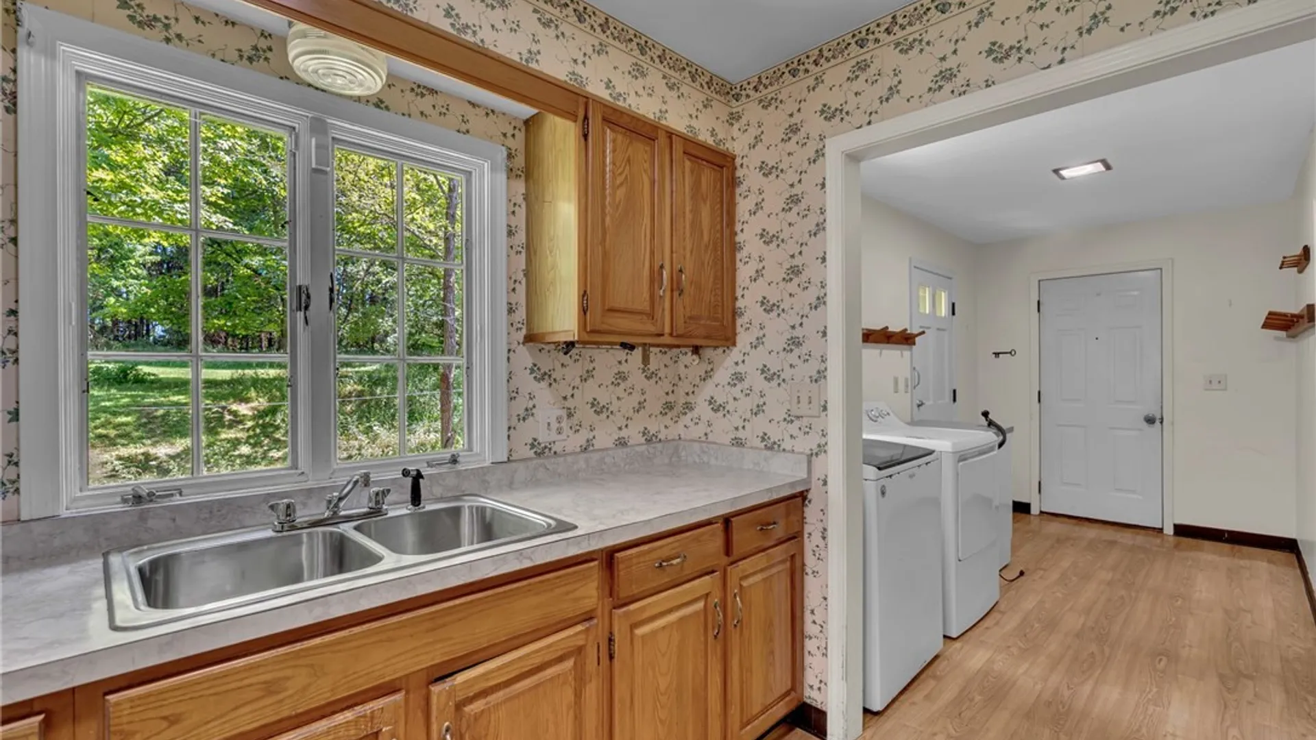Property at 51 S Ostrander Road, Elma, NY 14052 15
