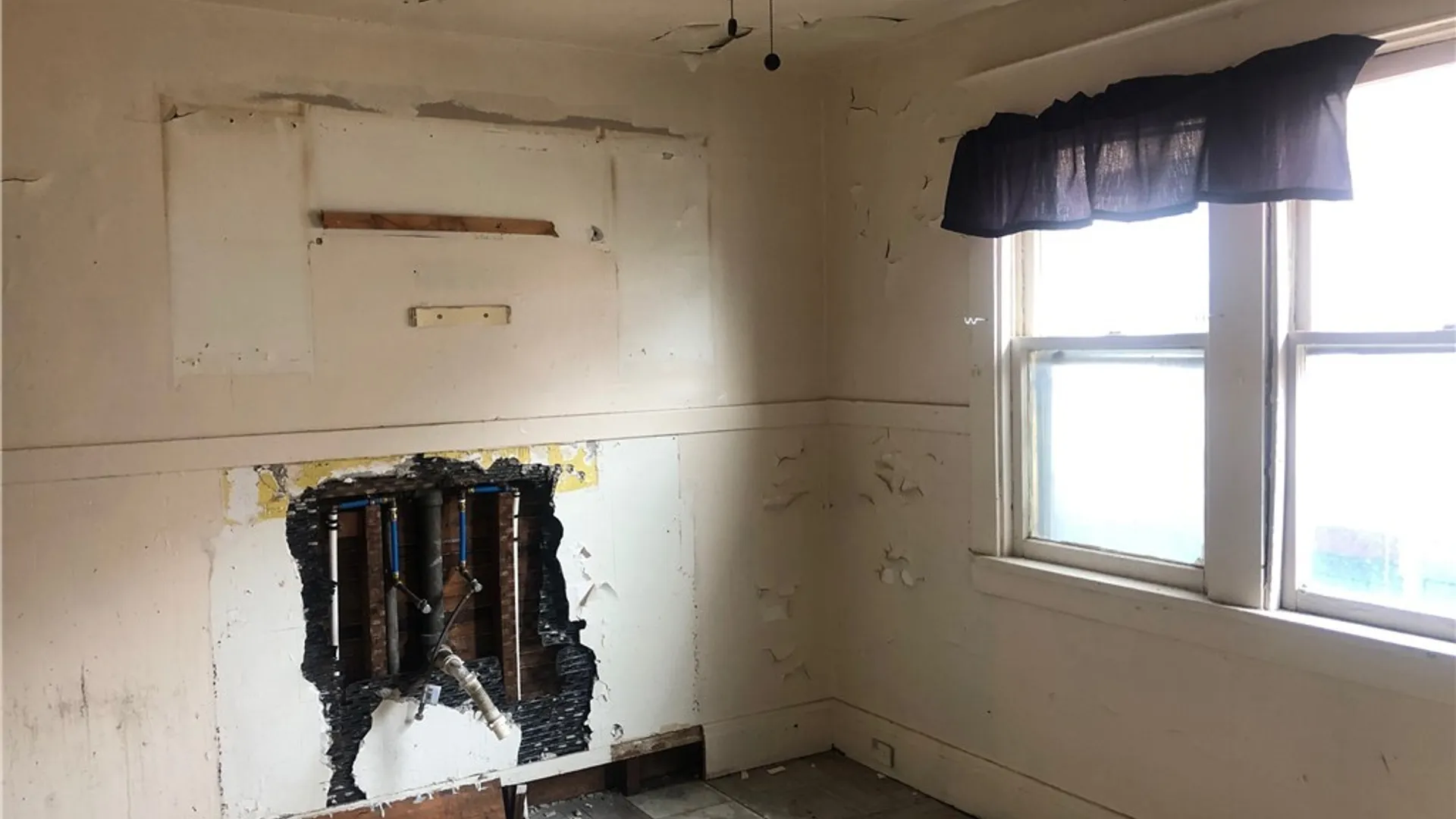 Property at 250 Box Avenue, Buffalo, NY 14211 9
