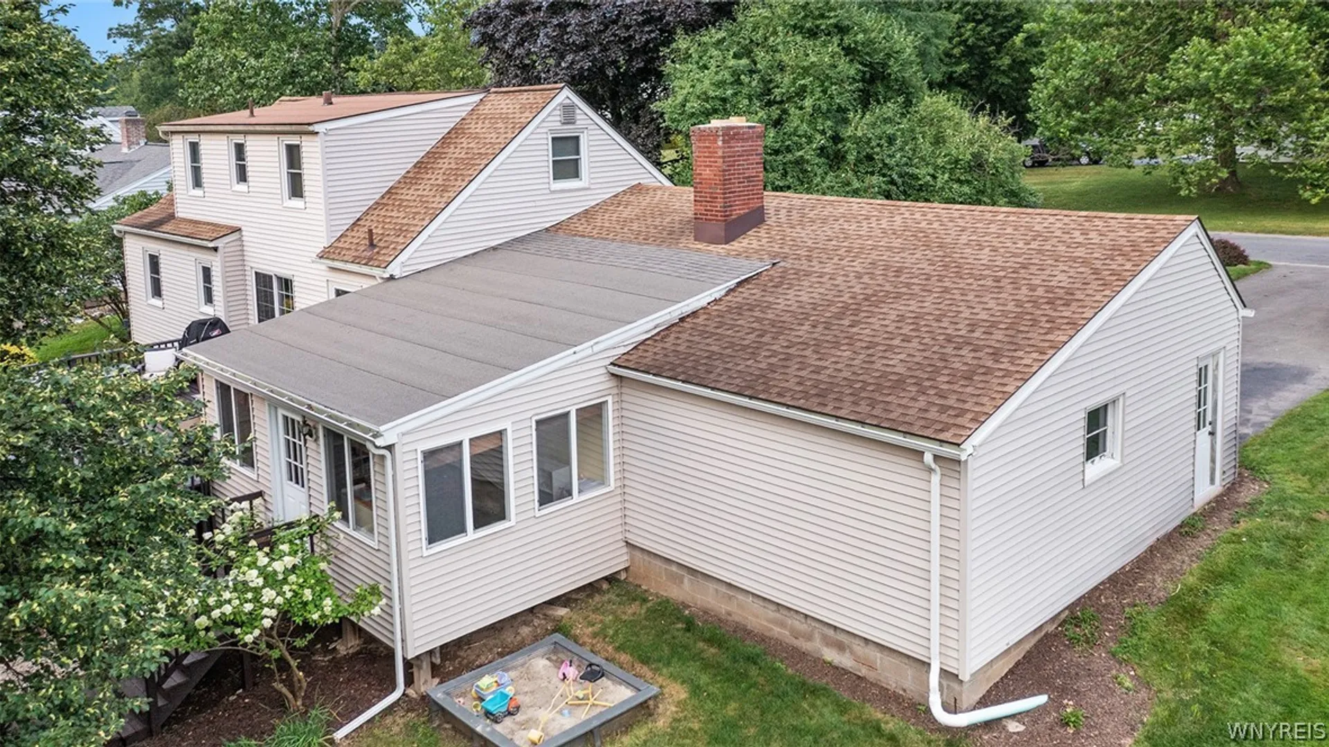 Property at 5 Gentian Way, Perinton, NY 14450 42