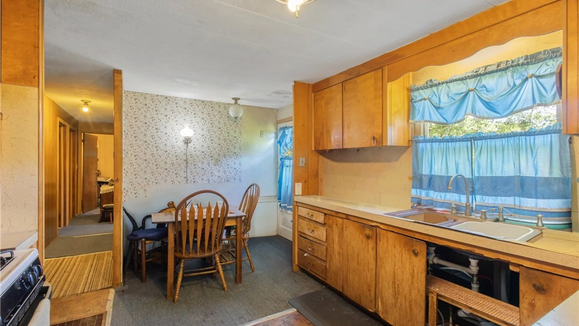 Property at 3385 Armstrong Road, Camillus, NY 13164 7