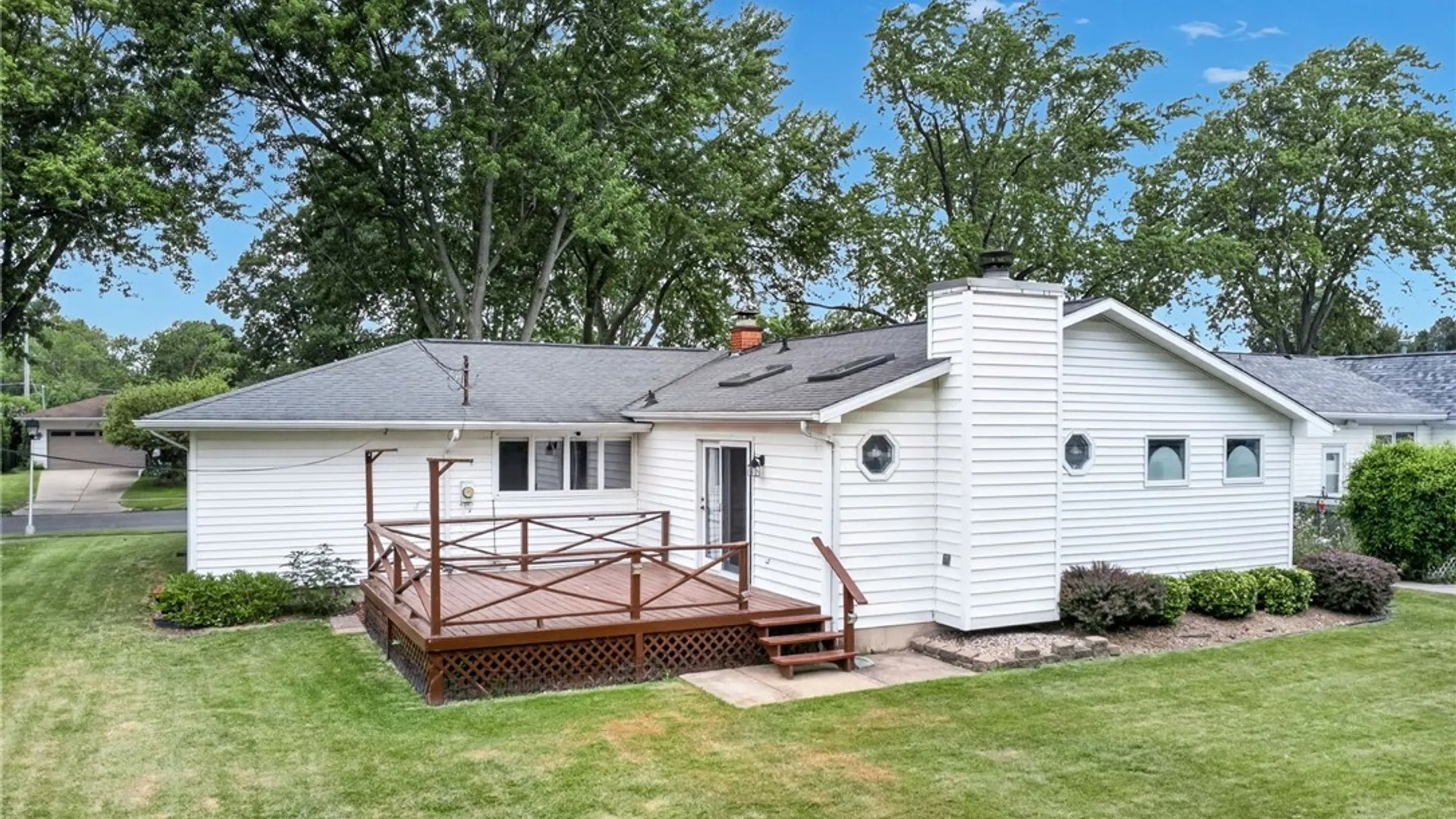 Property at 1307 Fairfax Avenue, North Tonawanda, NY 14120 8