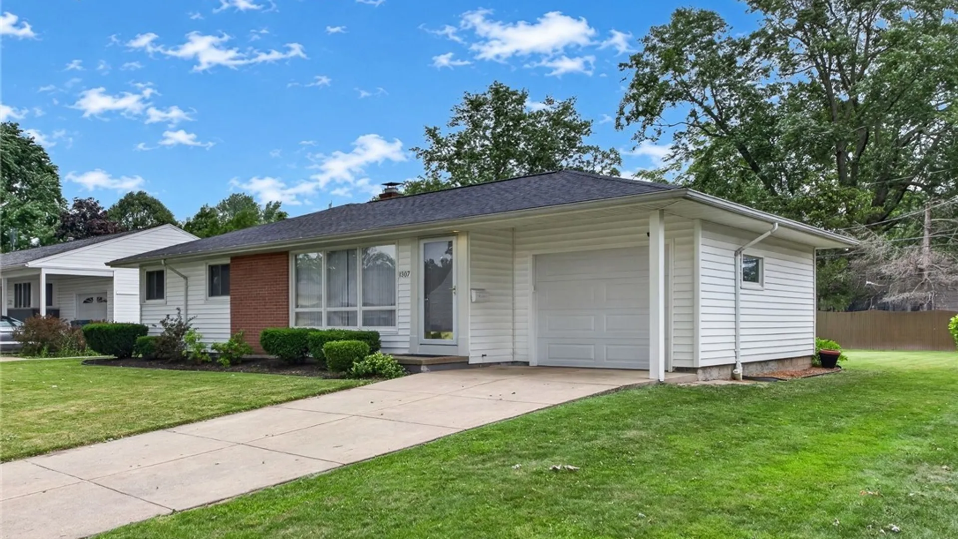 Property at 1307 Fairfax Avenue, North Tonawanda, NY 14120 2
