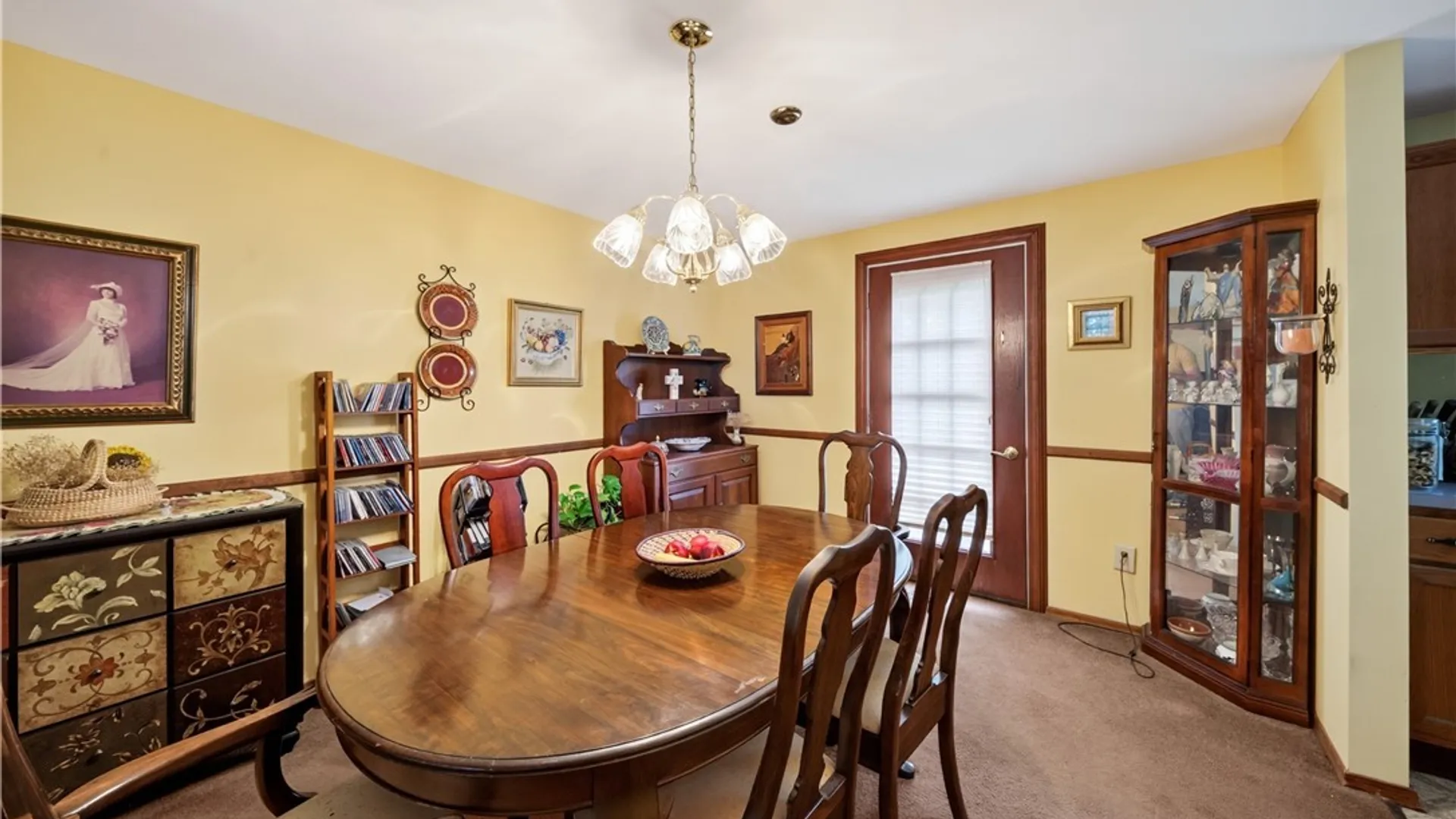 Property at 8165 Capricorn Drive, Clay, NY 13090 10