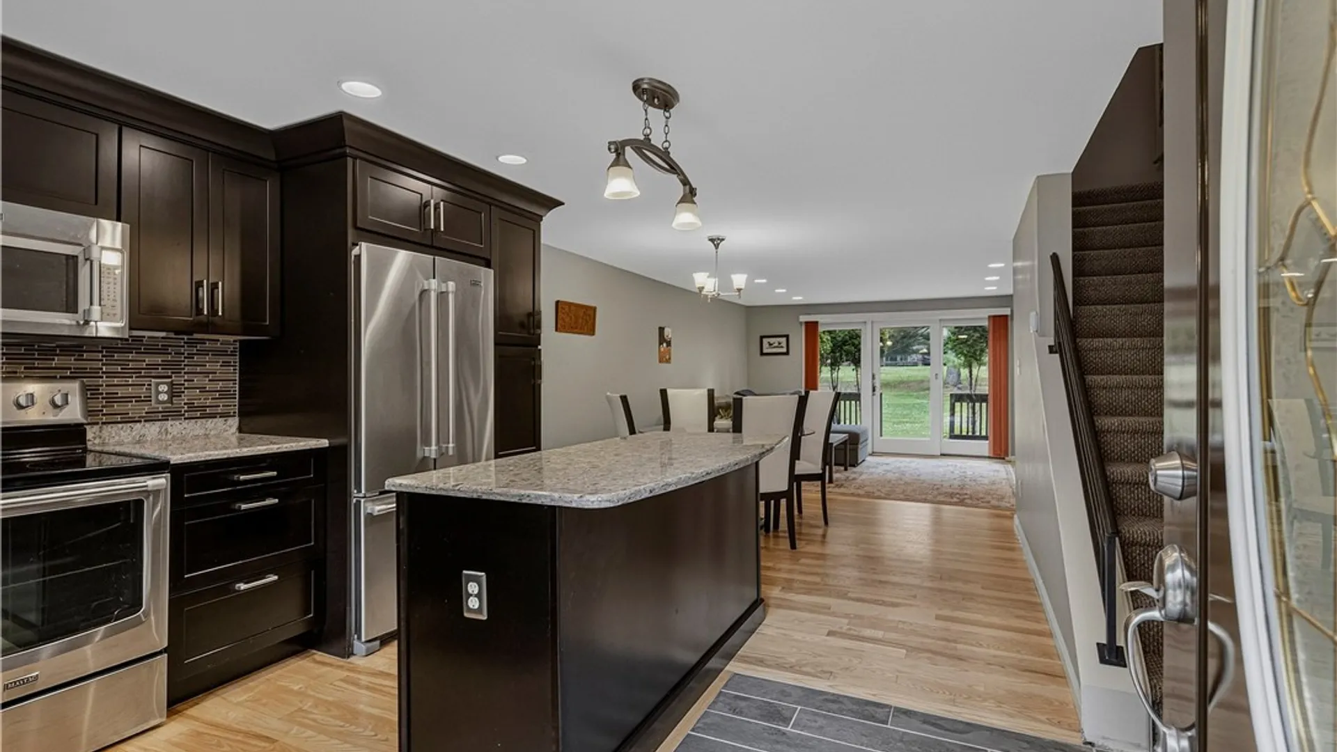 Property at 5 Chestnut Hills, New Hartford, NY 13413 3