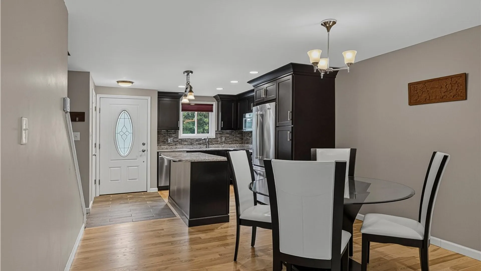 Property at 5 Chestnut Hills, New Hartford, NY 13413 10