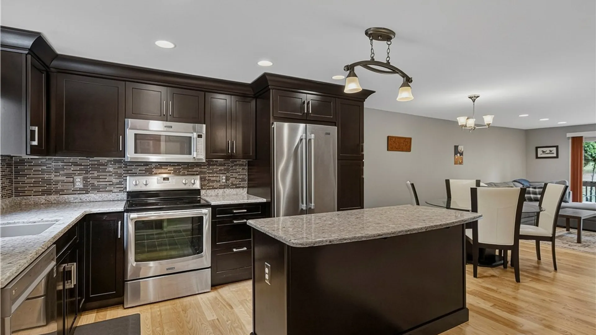 Property at 5 Chestnut Hills, New Hartford, NY 13413 12