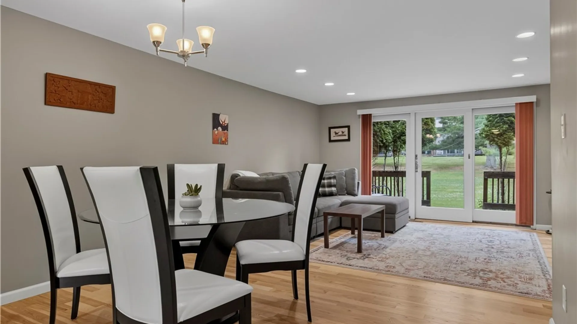 Property at 5 Chestnut Hills, New Hartford, NY 13413 13